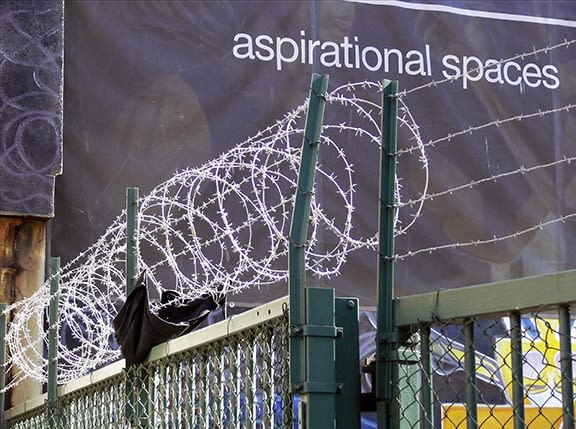 The Caravan Gallery, Aspirational Spaces, Belfast, 2006