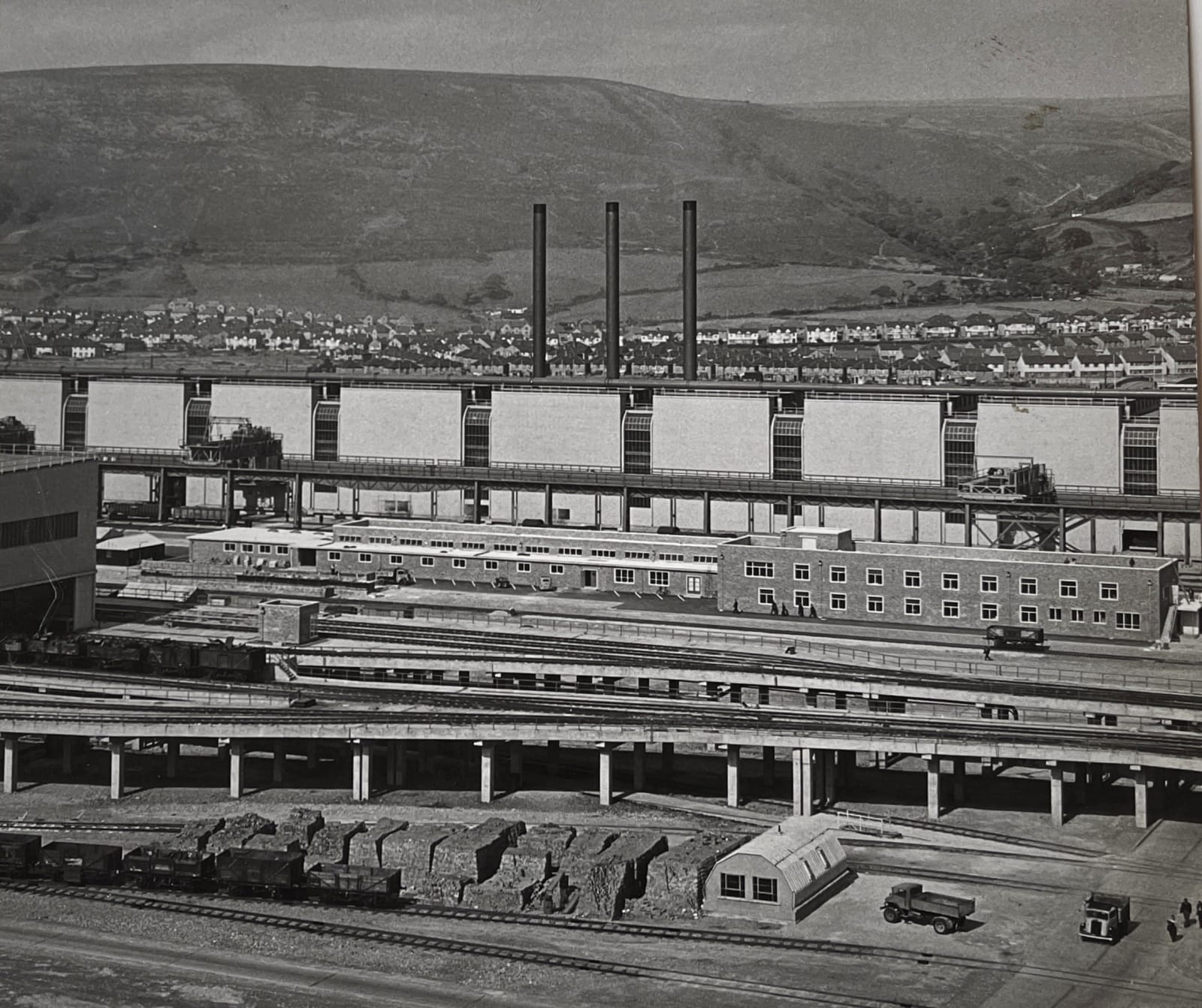 Wolfgang Suschitzky, Report on Steel (Port Talbot), 1948