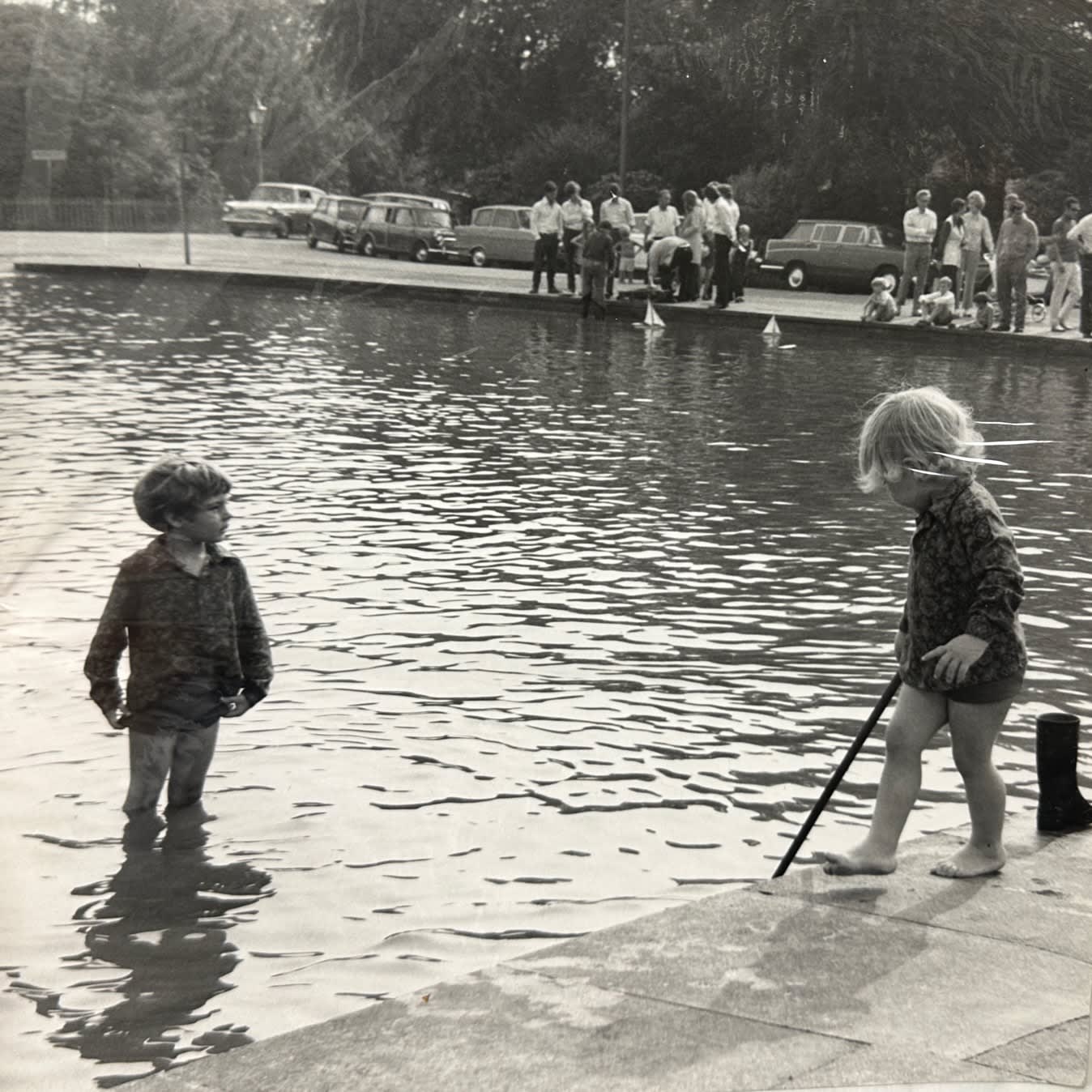 Dorothy Bohm, Whitestone Pond, Hampstead Heath, 1971