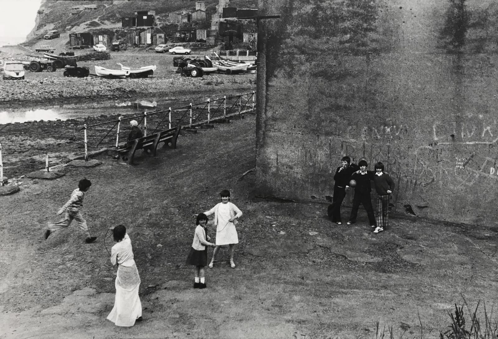 Markéta Luskačová, N E Seaside (Skinningrove), 1976
