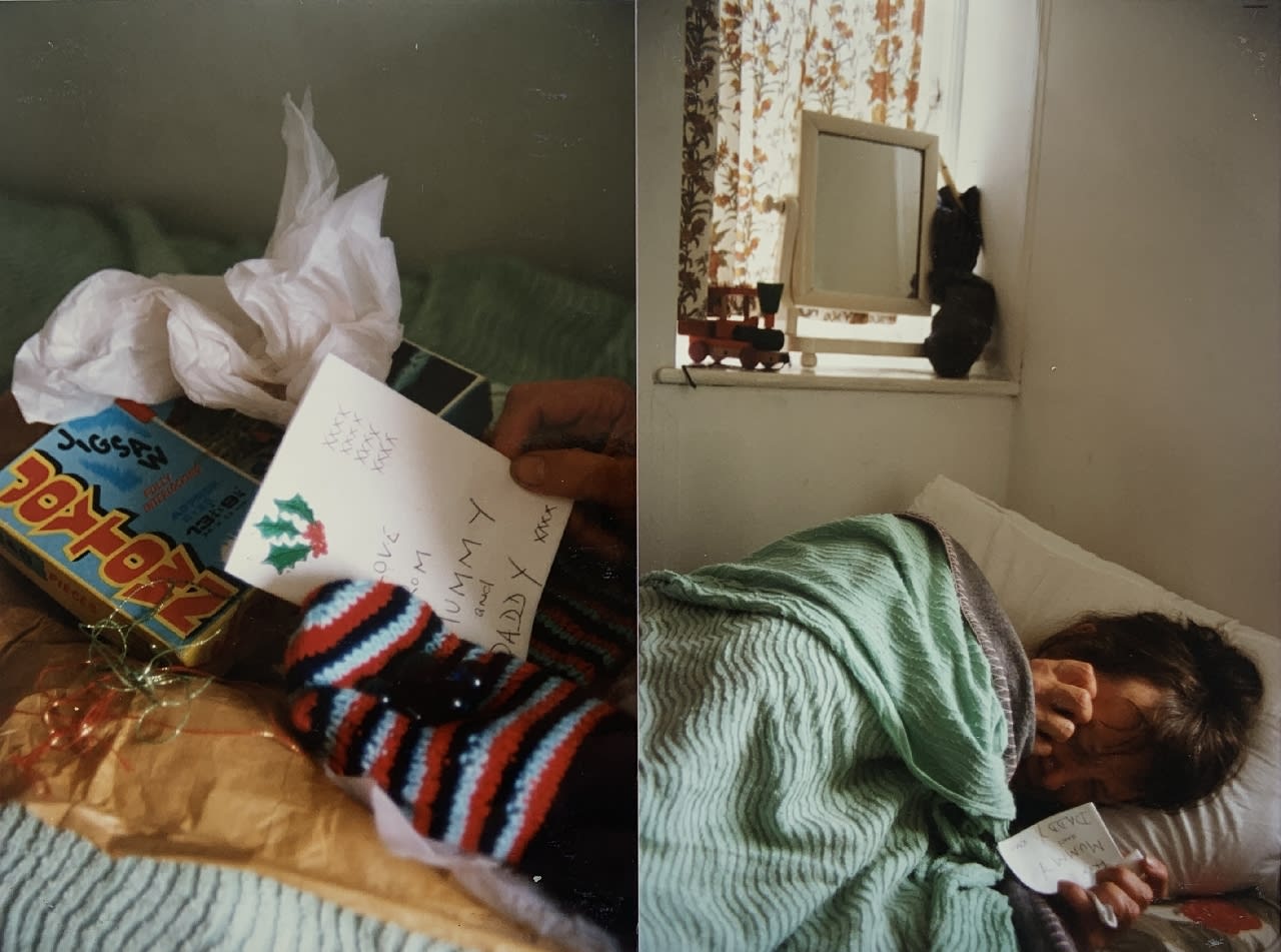 Jo Spence, Photo therapy: The Evacuee - Abandonment at Christmas, 1988