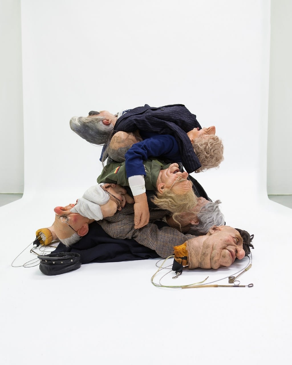 Andrew Bruce And Anna Fox, Spitting - Pile, 2015
