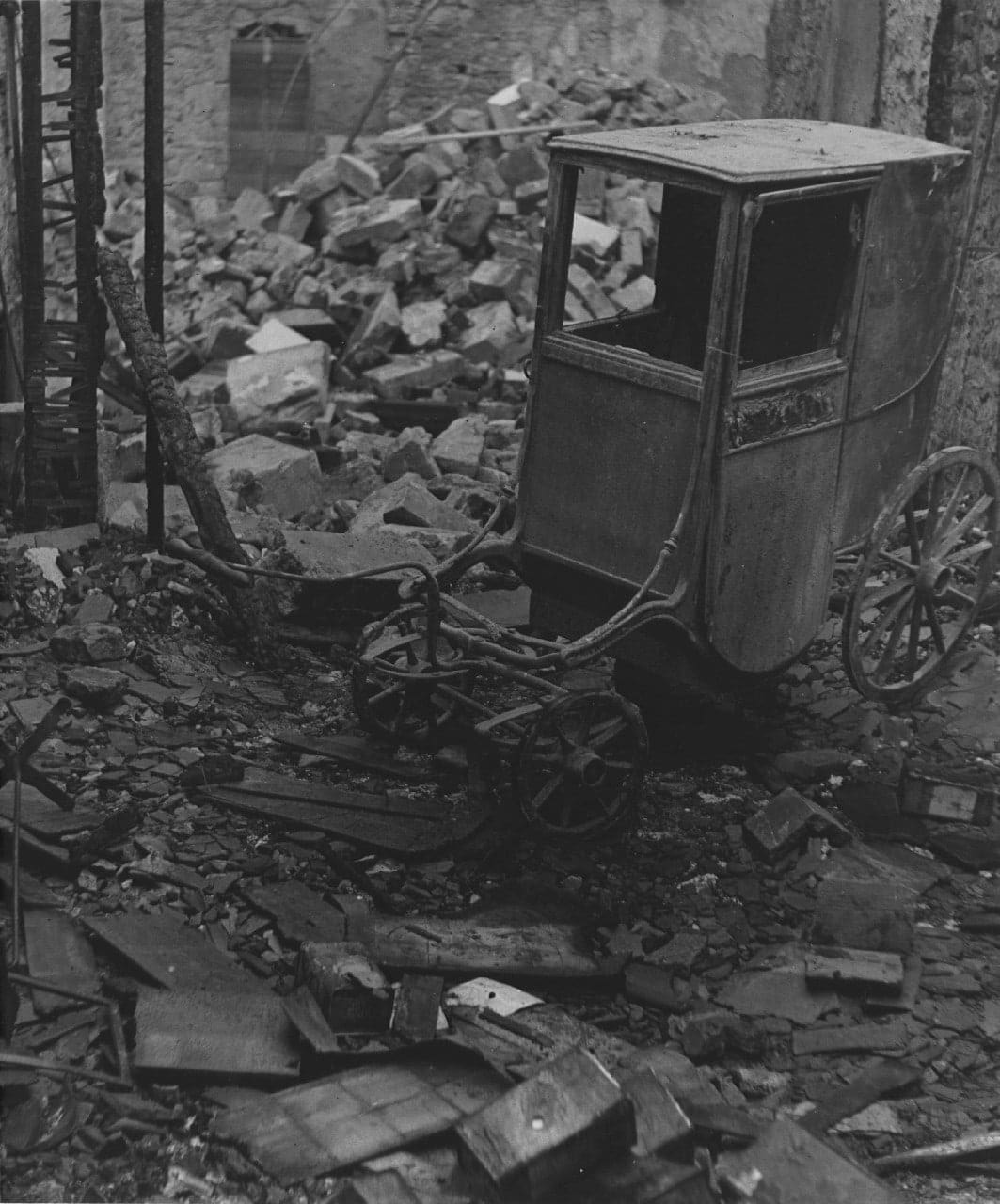 Bill Brandt, Bombed Bath, The Assembly Rooms, 1942
