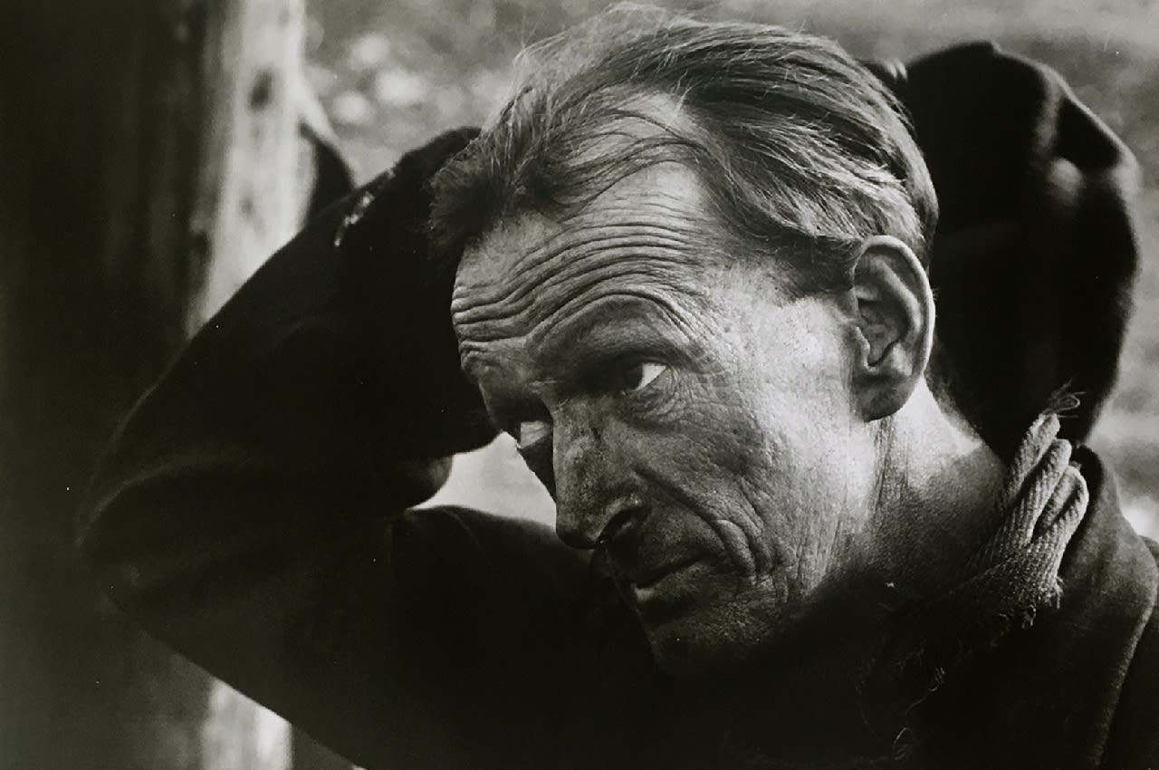 Colin Jones, Grafter, Sunderland, England, 1962 (looking up), 1962