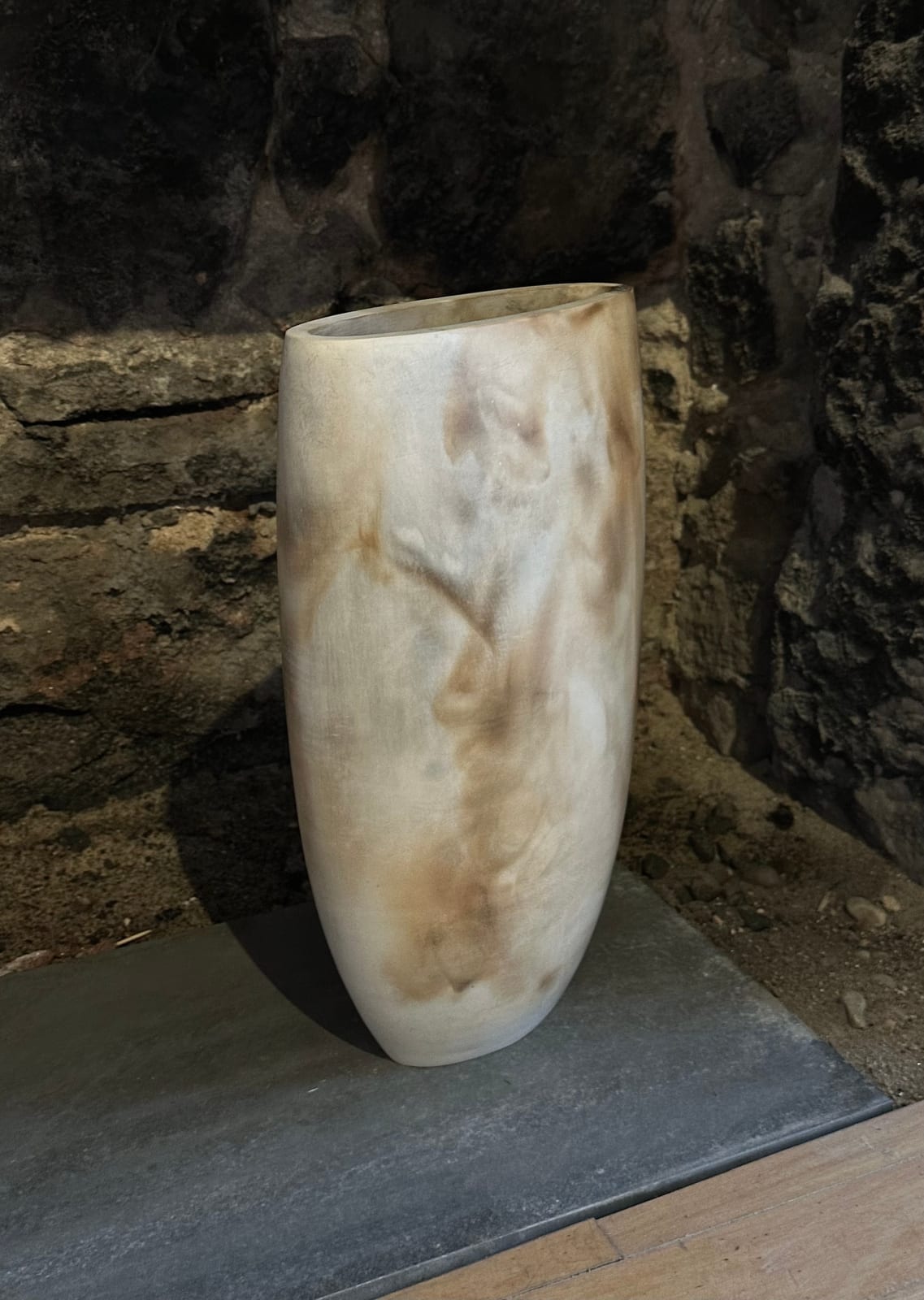 Leon Patchett, Earthenware Pot 4