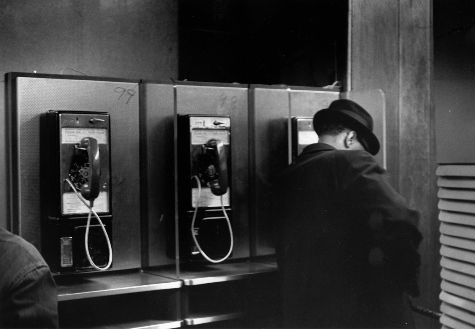 Chester Higgins, Privacy, Harlem, New York, 1974