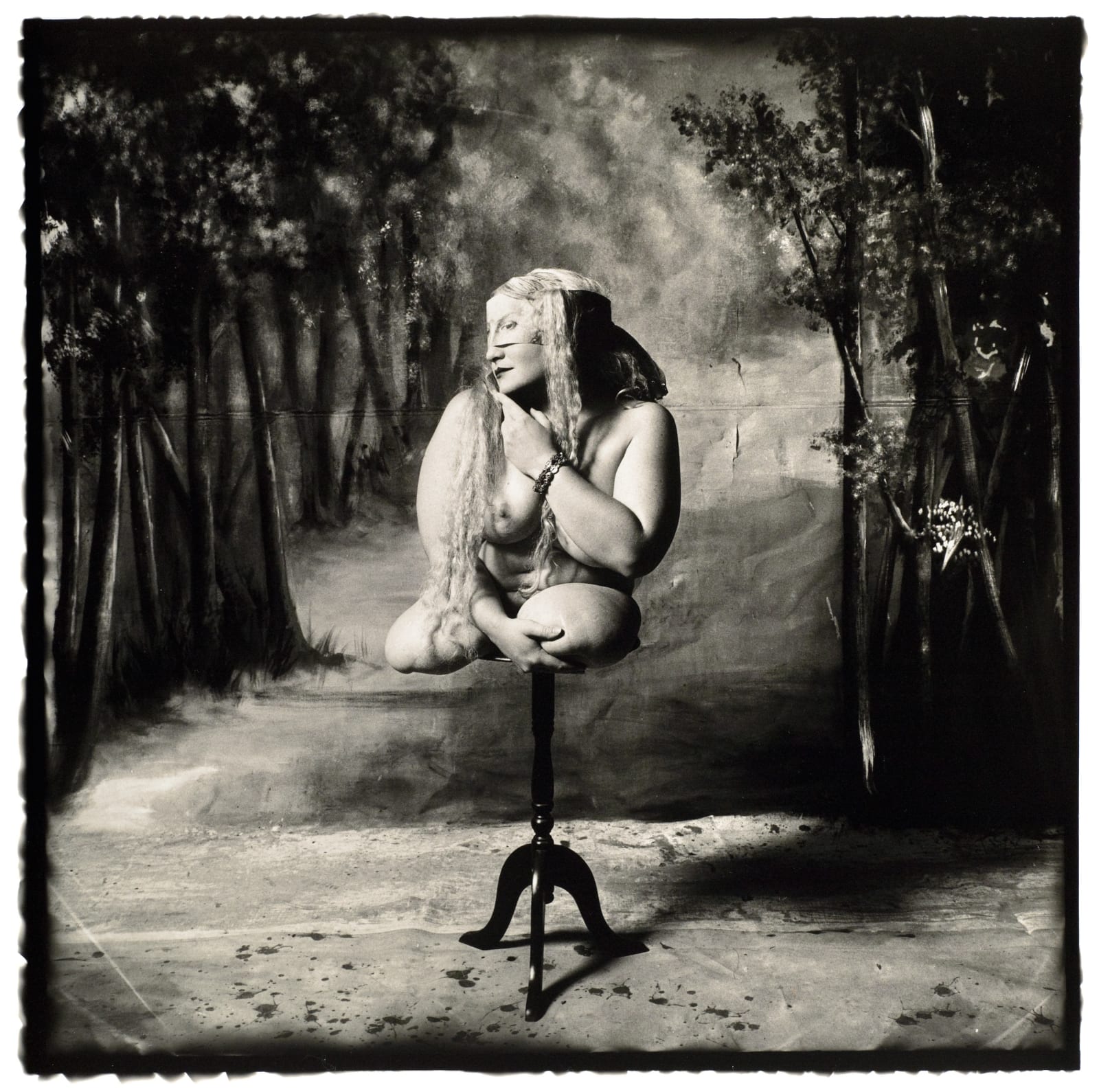 Joel-Peter Witkin, Woman On A Table, NM, 1987