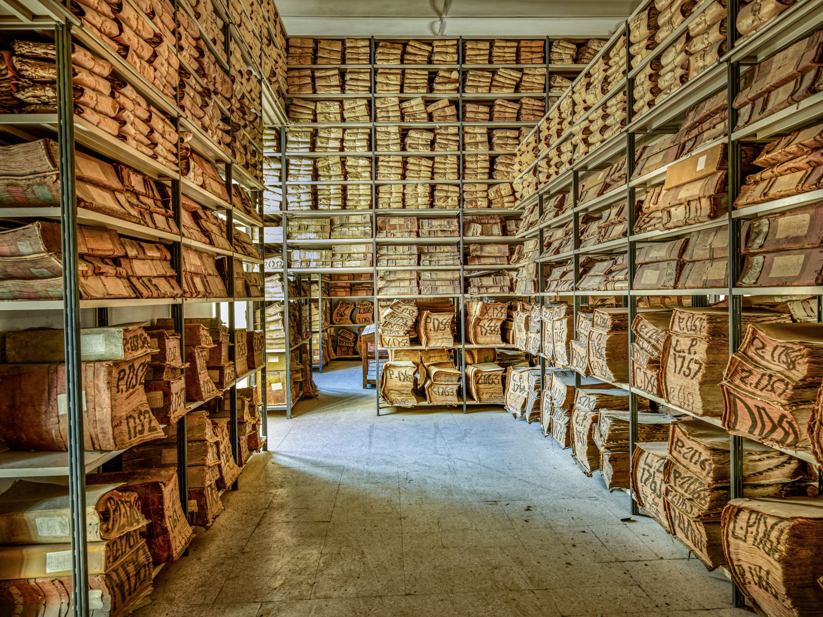 Ahmet Ertuğ, Banca di Roma Napoli Archives, 2581, 2022