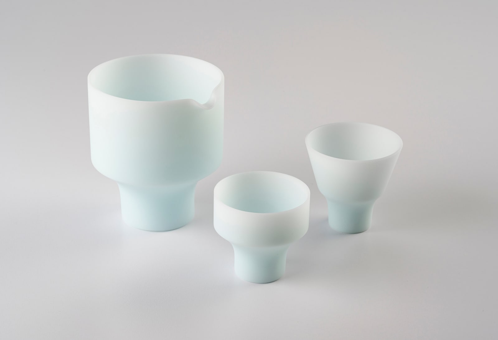 Sake Set in Cloud Opal
