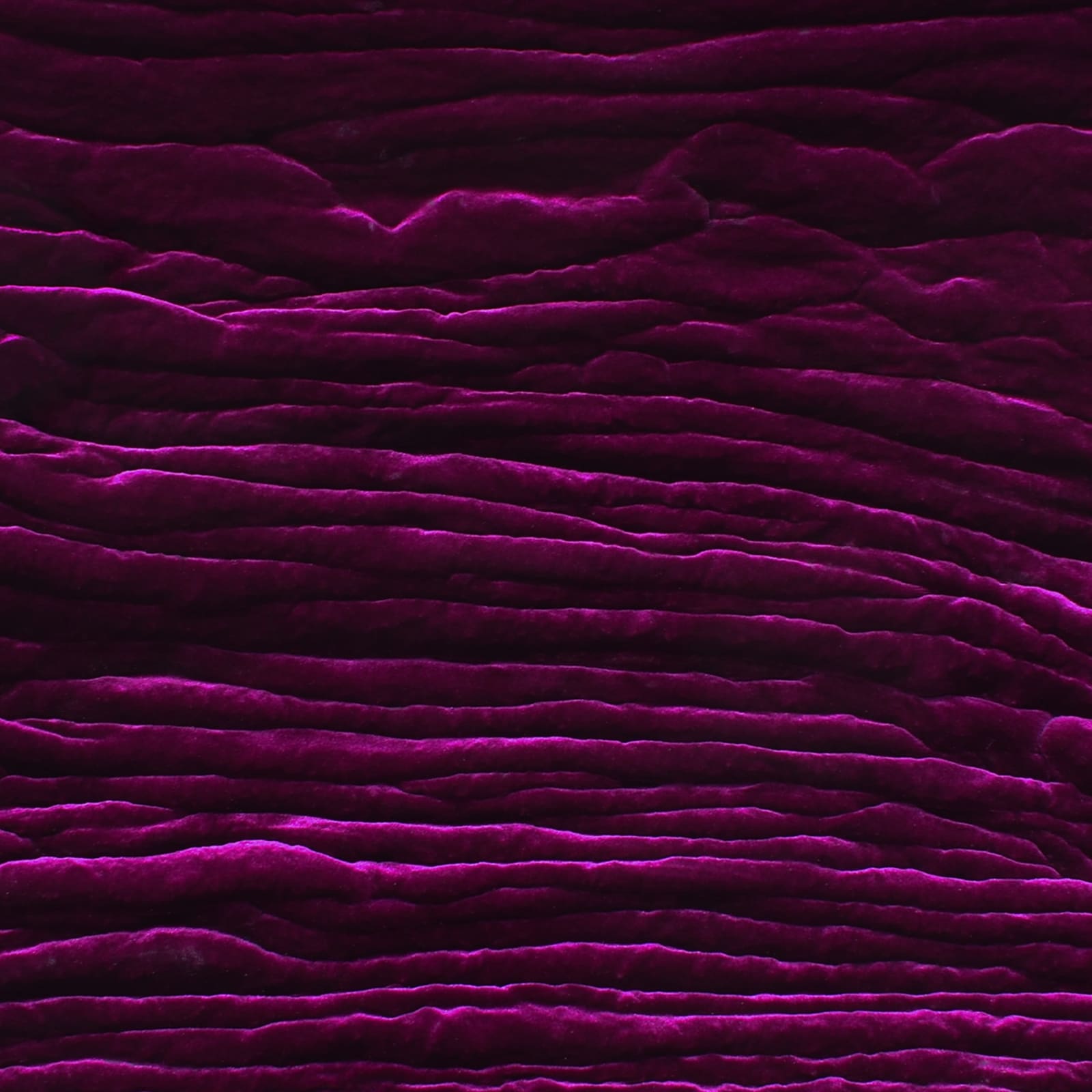 Schiacciato 20 (S.P.R.1), Filippo Moroni, 2025 Polyurethane foam, chenille velvet, and wood. From the Schiacciato series. Image courtesy of Buysse Gallery. © Filippo Moroni. All rights reserved.