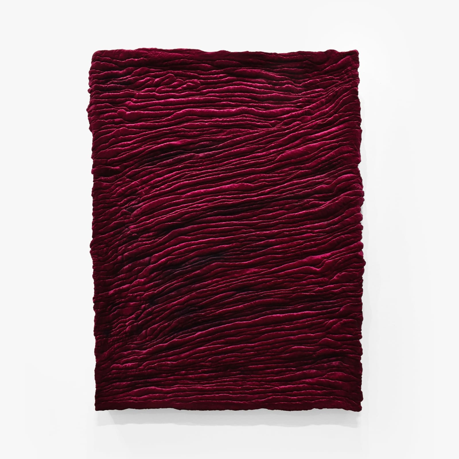 Schiacciato 18 (S.P.R.1), Filippo Moroni, 2025 Polyurethane foam, chenille velvet, and wood. From the Schiacciato series. Image courtesy of Buysse Gallery. © Filippo Moroni. All rights reserved.