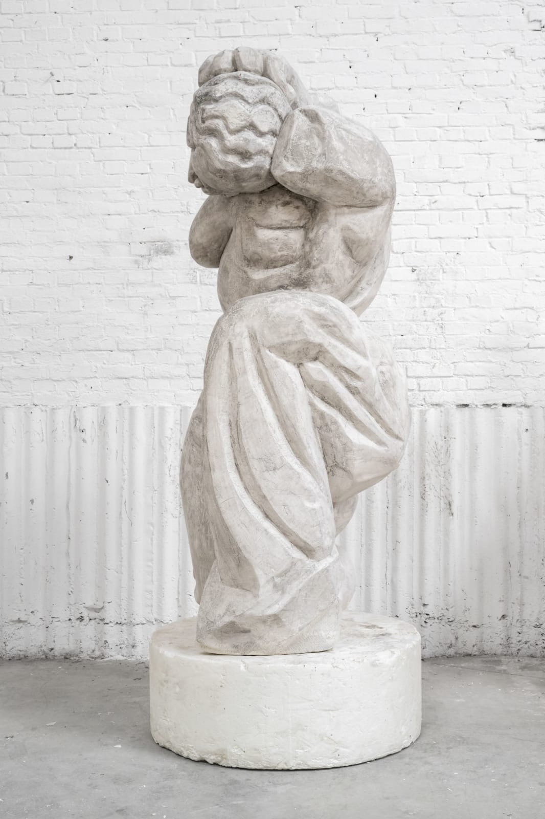 Florian Tomballe, Abduction of a lapith girl, 2024. Image courtesy of Buysse and PLUS-ONE Gallery. © Florian Tomballe. All rights reserved.
