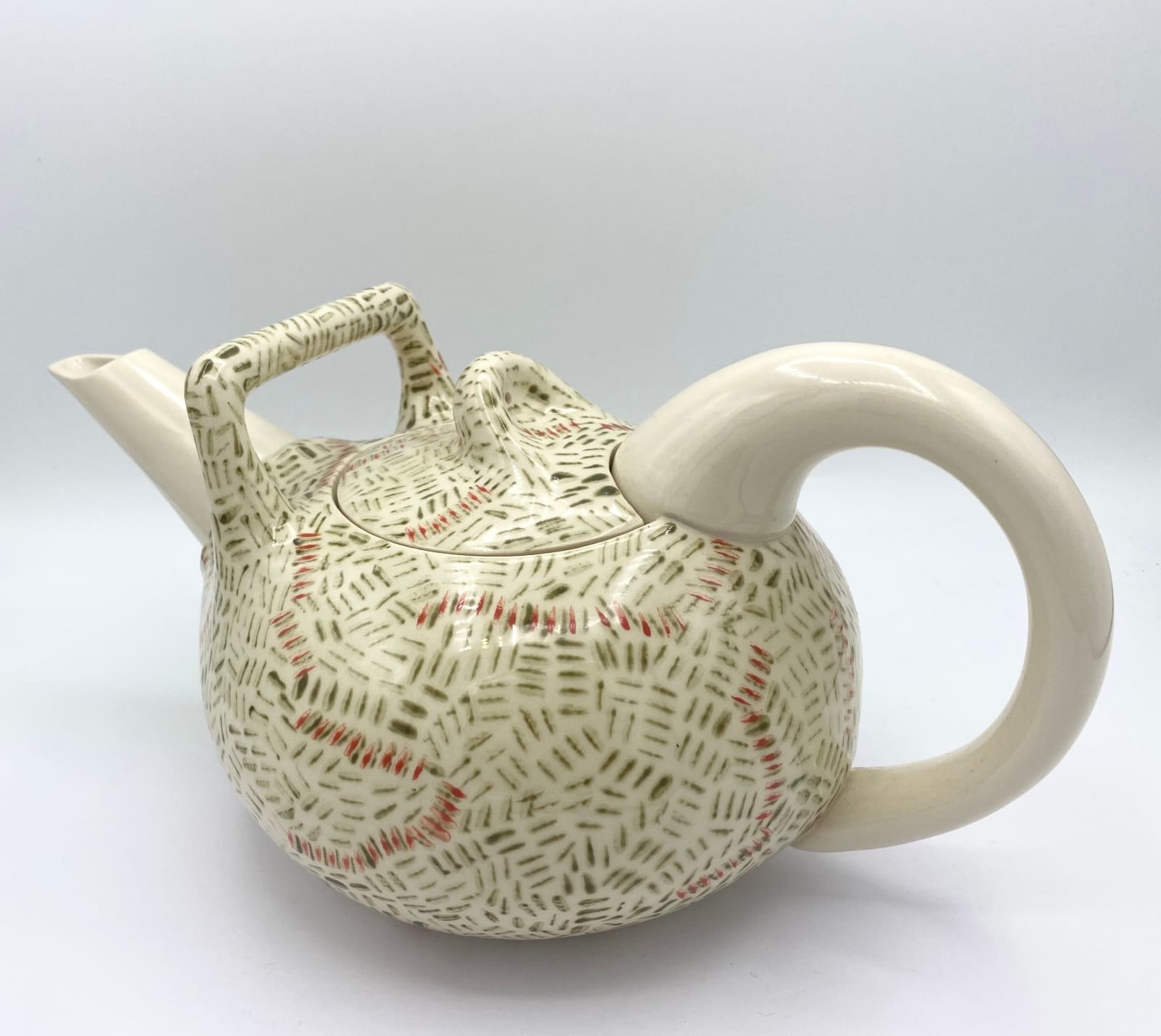 Colin Saunders, White Hall Teapot - Lines, 2014