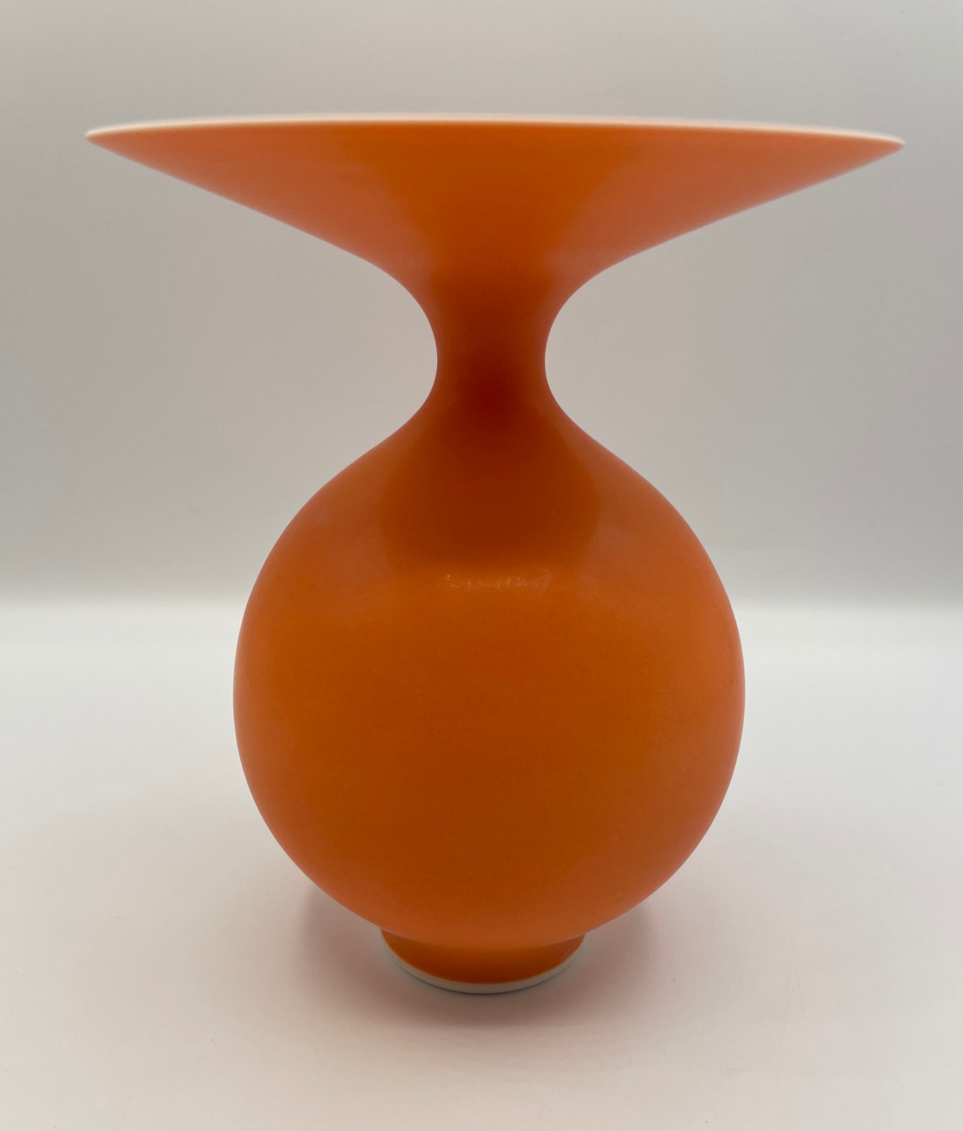 Anna Silverton, Porcelain Vase, 2023