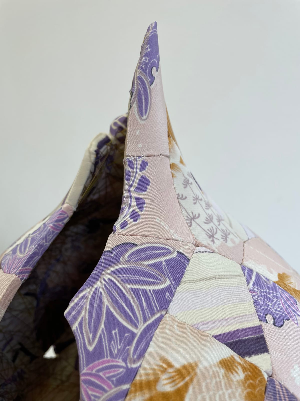 Zoe Hillyard, Hawaiian Vase, 2023