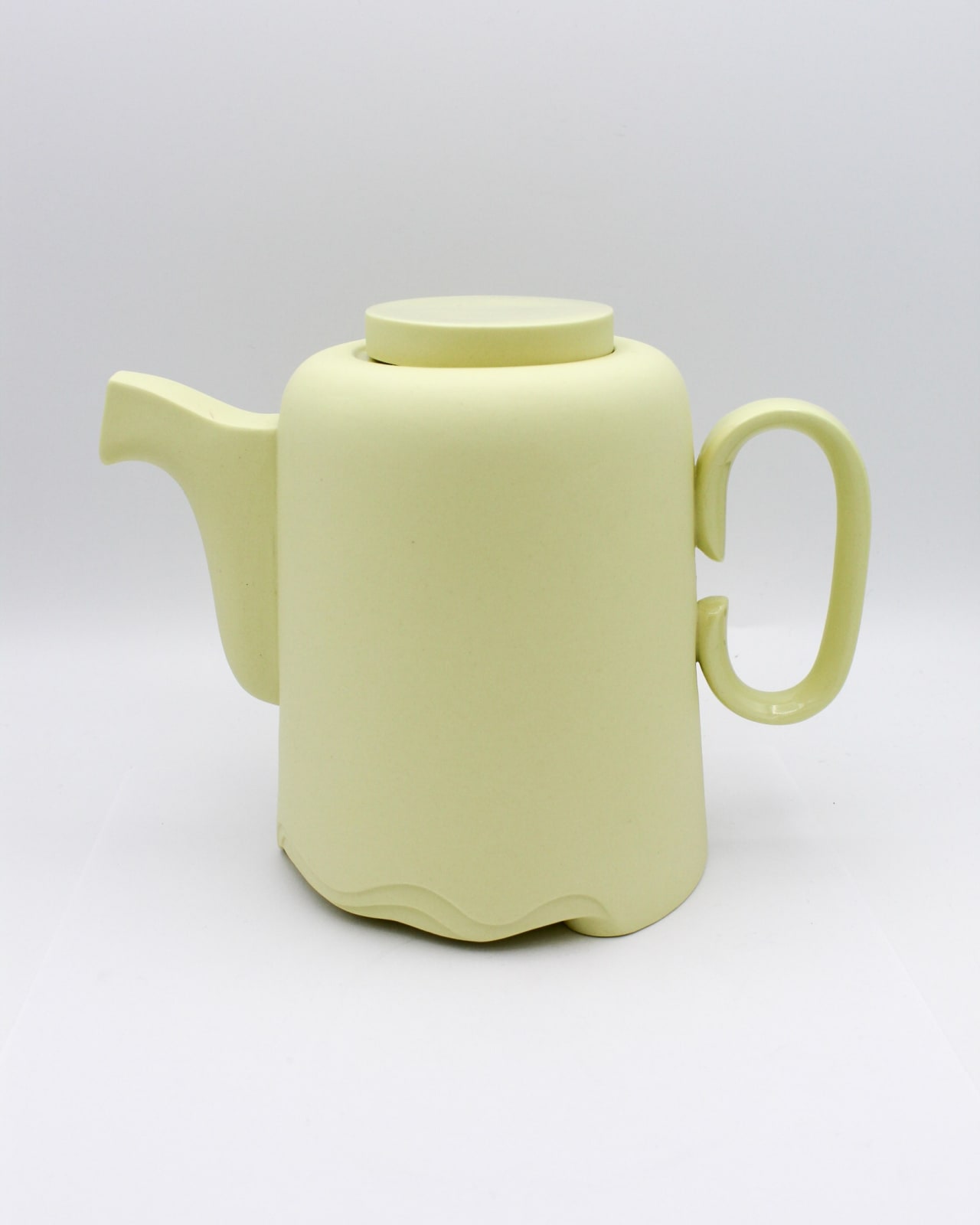 Eva Radulova, Small Teapot (Yellow), 2024
