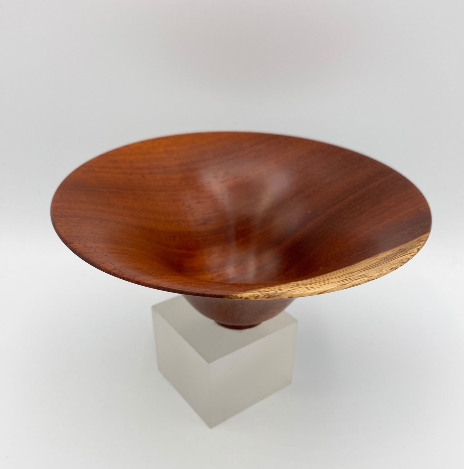 Bert Marsh, Padauk Vase, 2010