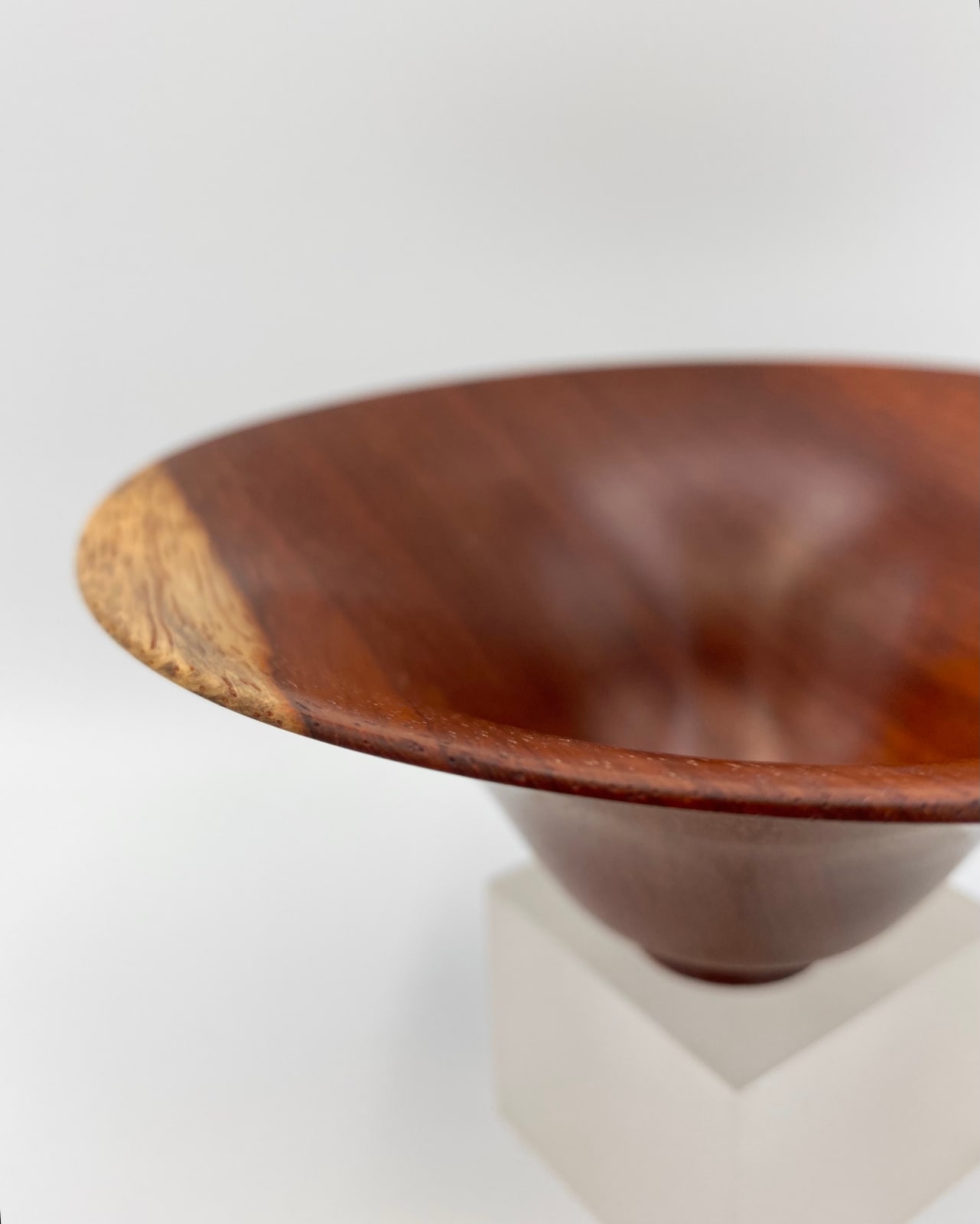 Bert Marsh, Padauk Vase, 2010