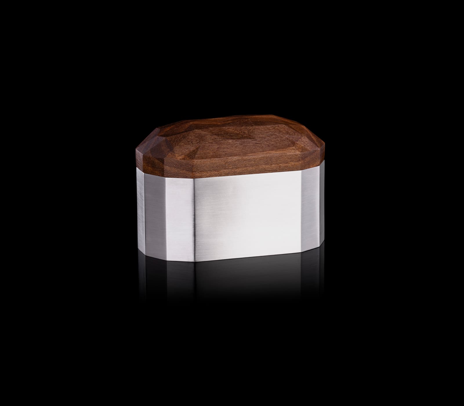 Kathryn Hinton, Faceted Silver Box with Walnut Lid, 2025