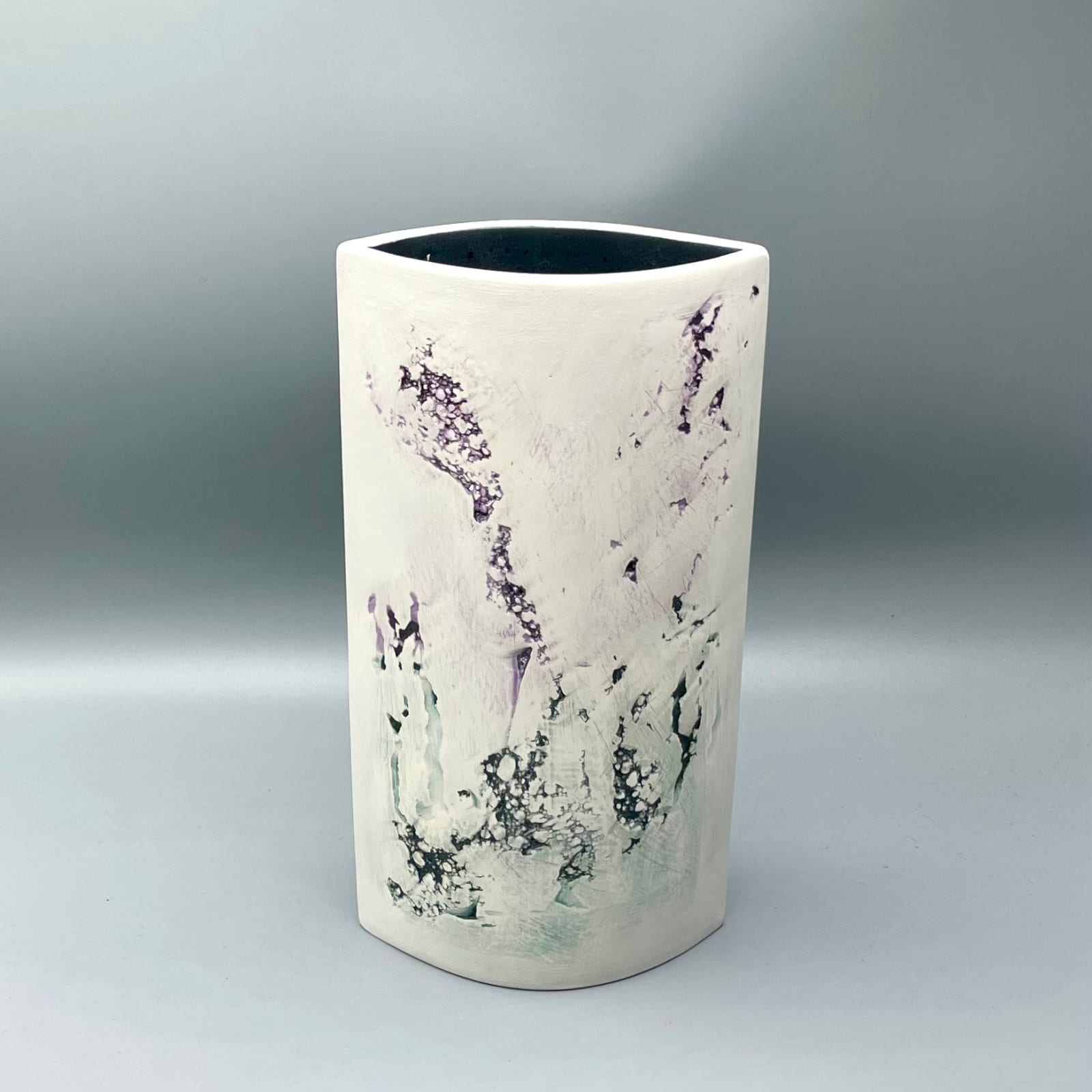 Tessa Wolfe Murray, Footprint Vessel - Purple, 2025