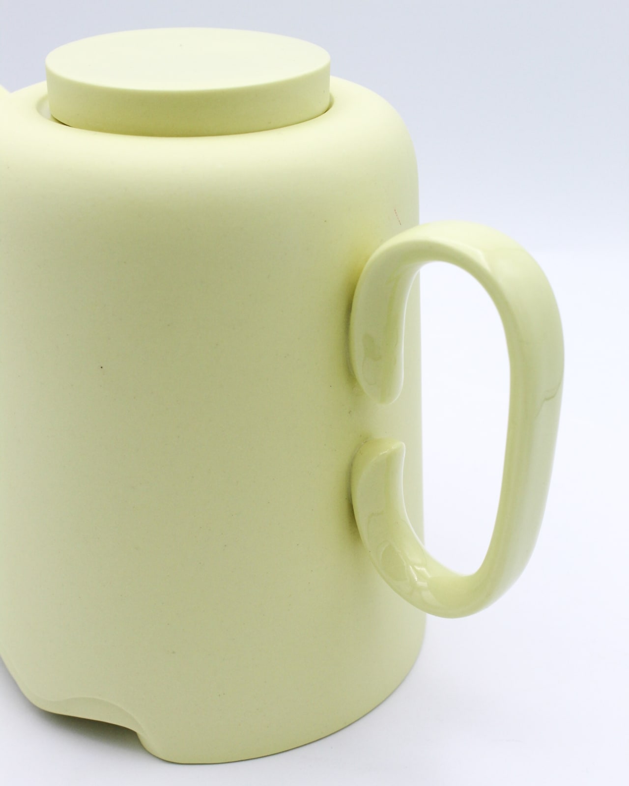 Eva Radulova, Small Teapot (Yellow), 2024