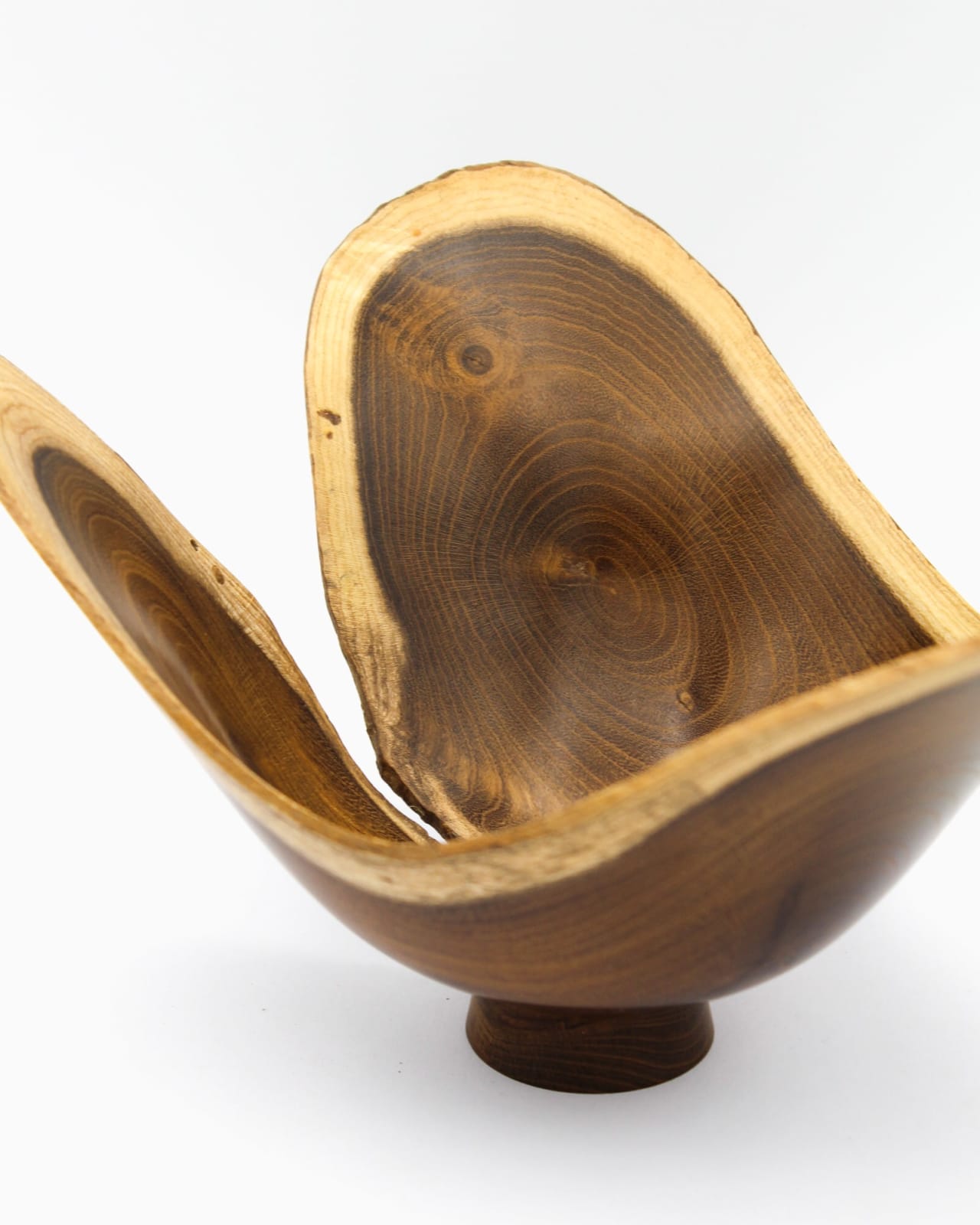 Bert Marsh, Laburnum Vase, 1994
