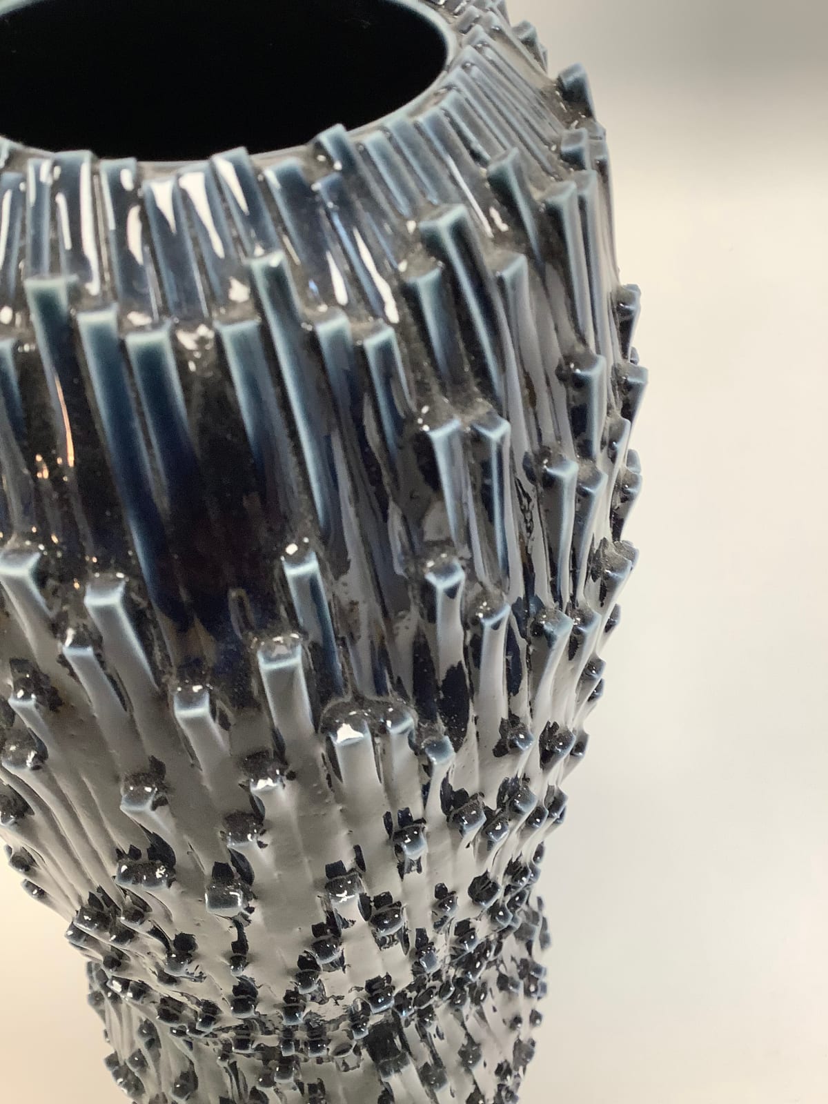 Jonathan Wade, Tall Dark Textured Vessel, 2016