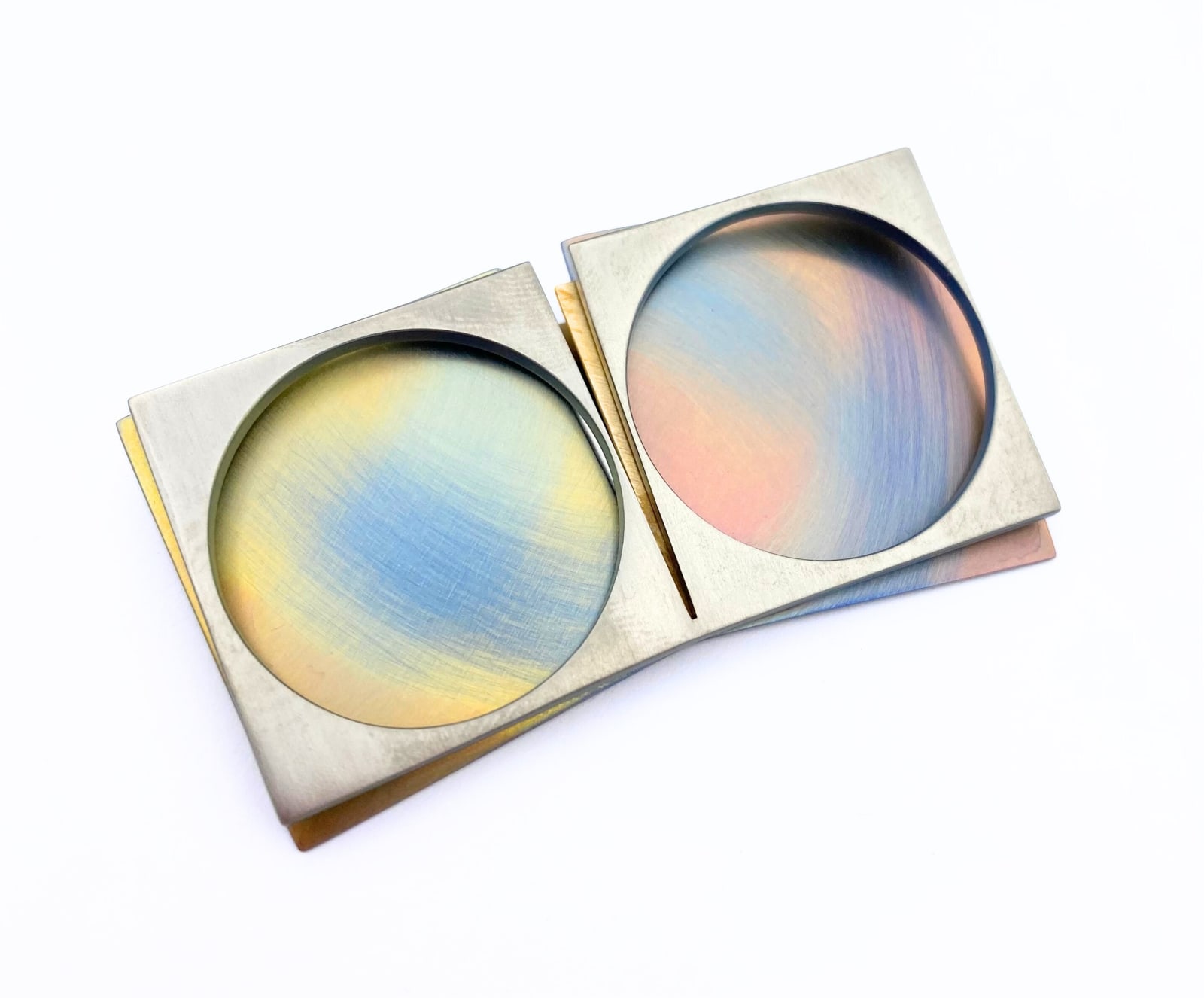Joel Degen, Double Circle Brooch