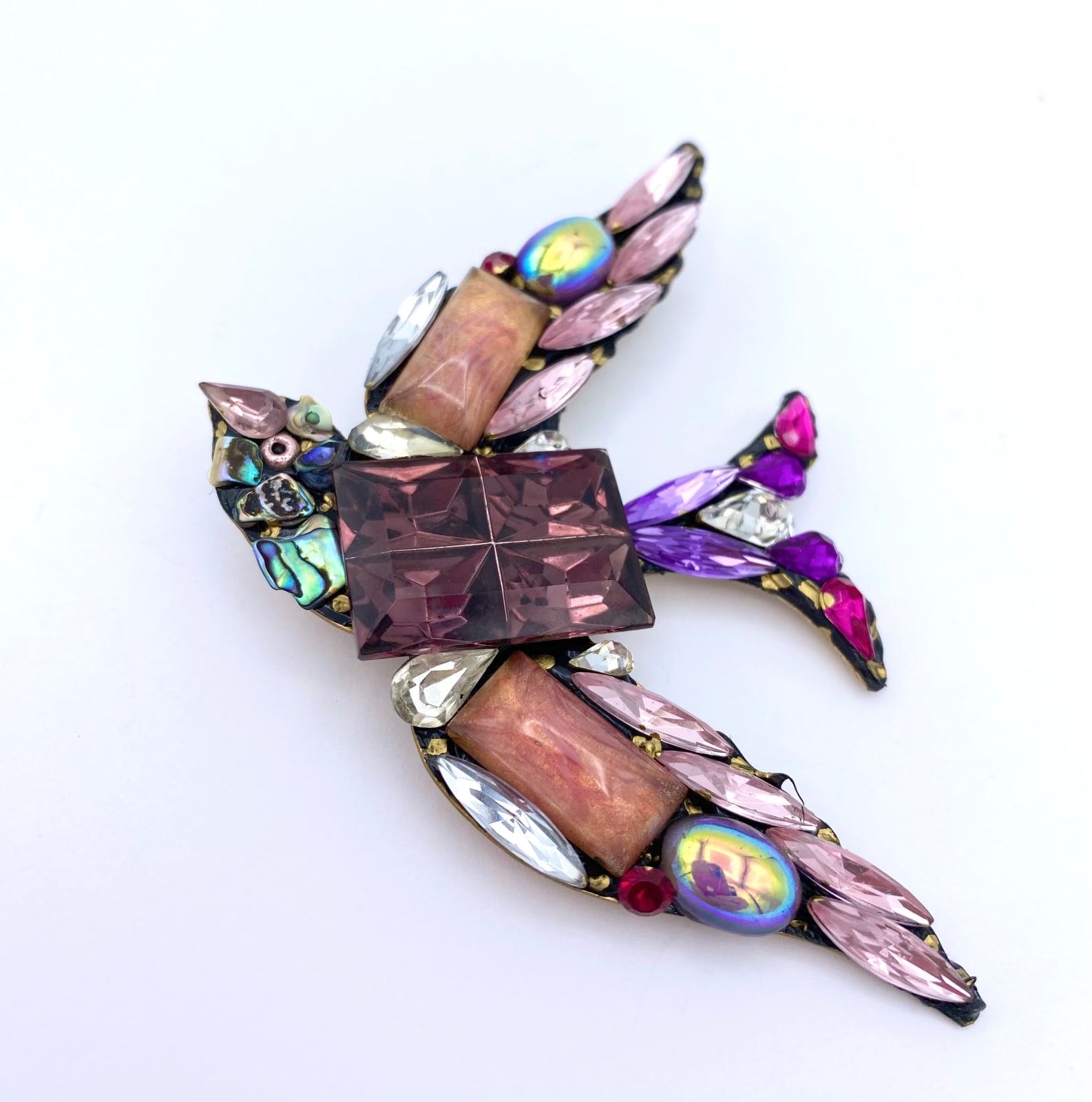 Annie Sherburne, Bird Brooch - Pinks, 2024