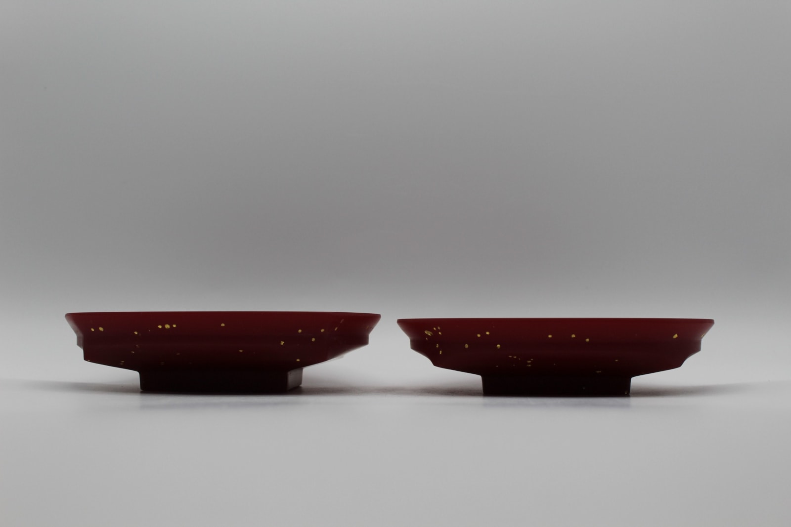 Choi Keeryong, Daam Dah Red Plate Pair, 2024