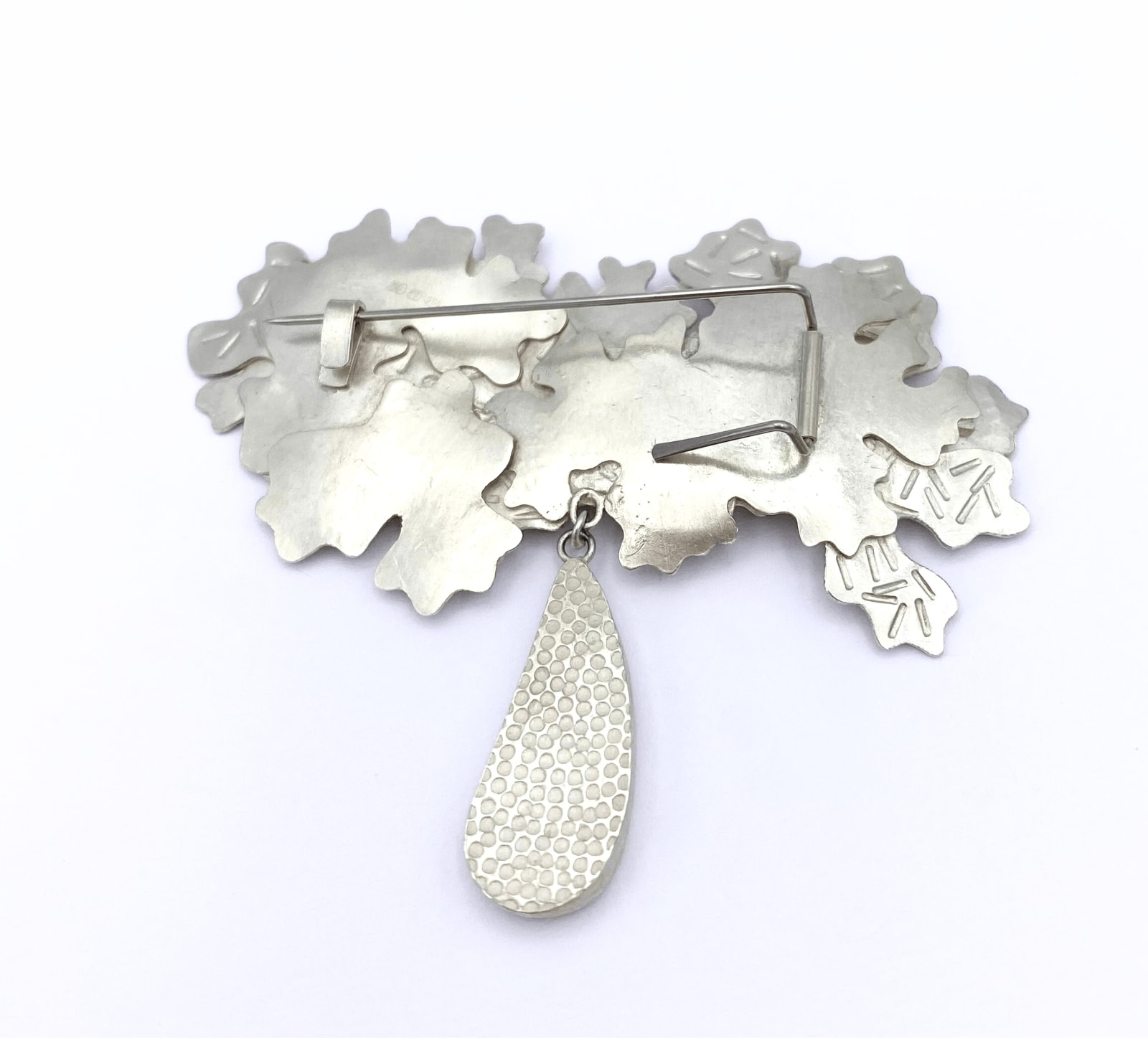 Kate Bajic, Evernia Dendrite Brooch, 2024