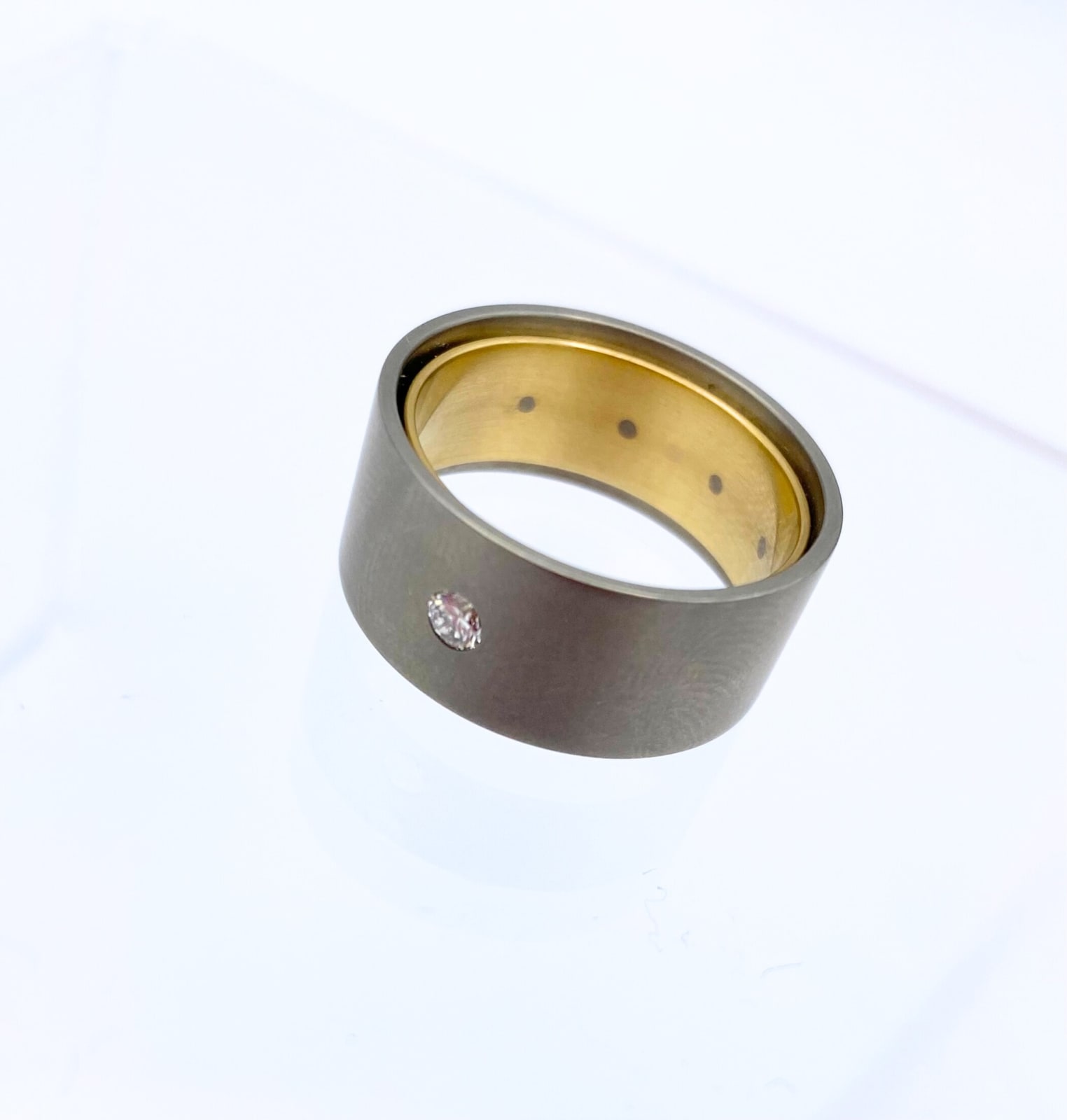 Joel Degen, Diamond Ring