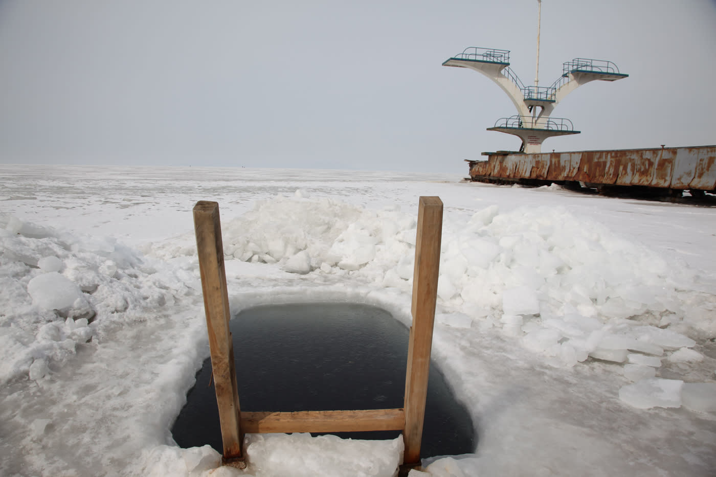 Victoria Crayhon, Far East: Other Side of Russia series, 2011