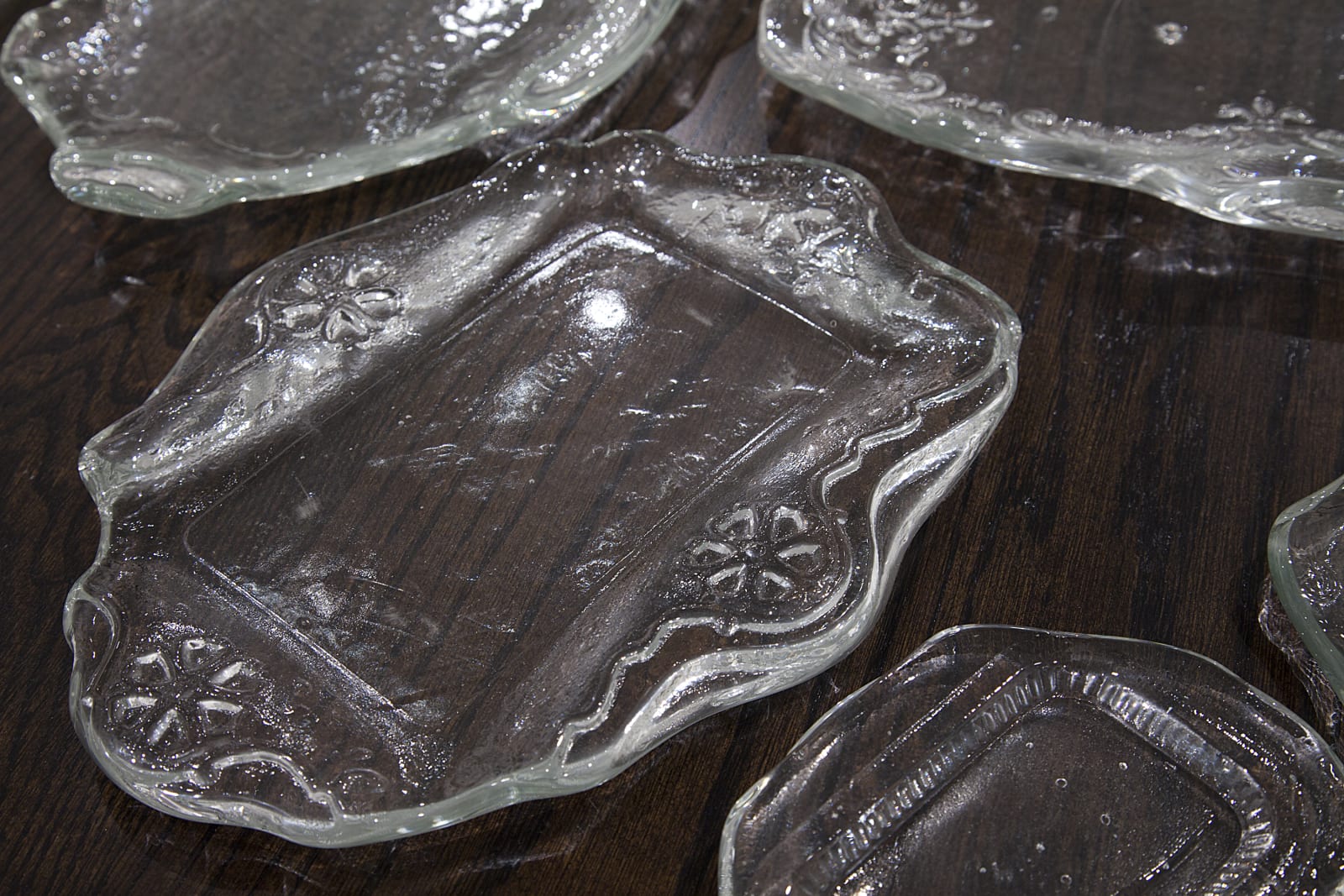 Aaron Pexa, The Lucent Parlor: Platters, 2015