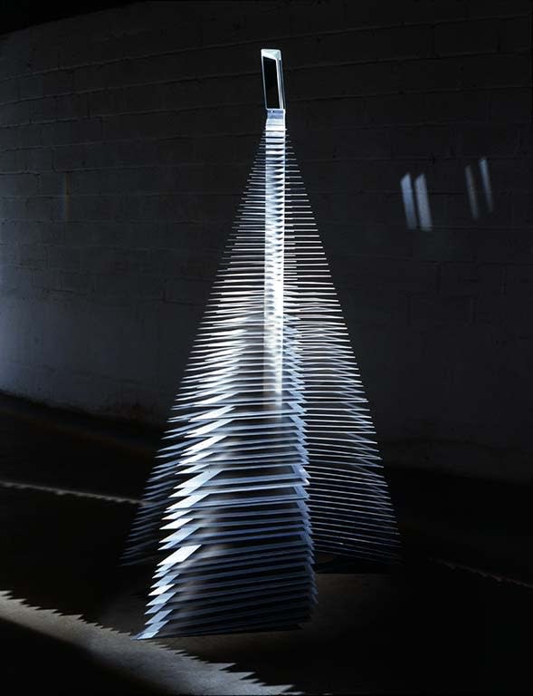 Liliane Lijn, Queen of Hearts and Queen of Diamonds, 1980