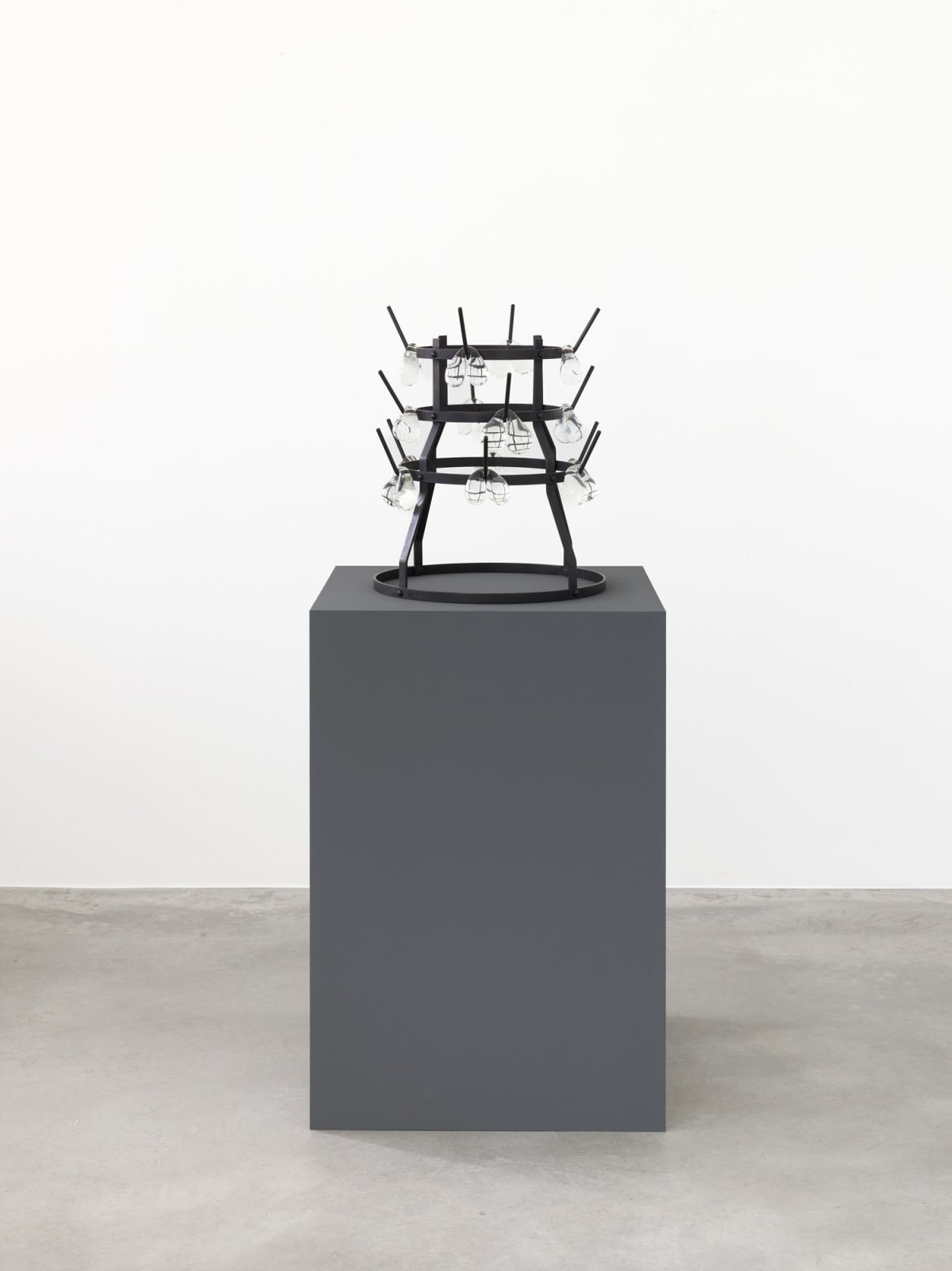 Monica Bonvicini, Fleurs du Mal (un couple), 2024