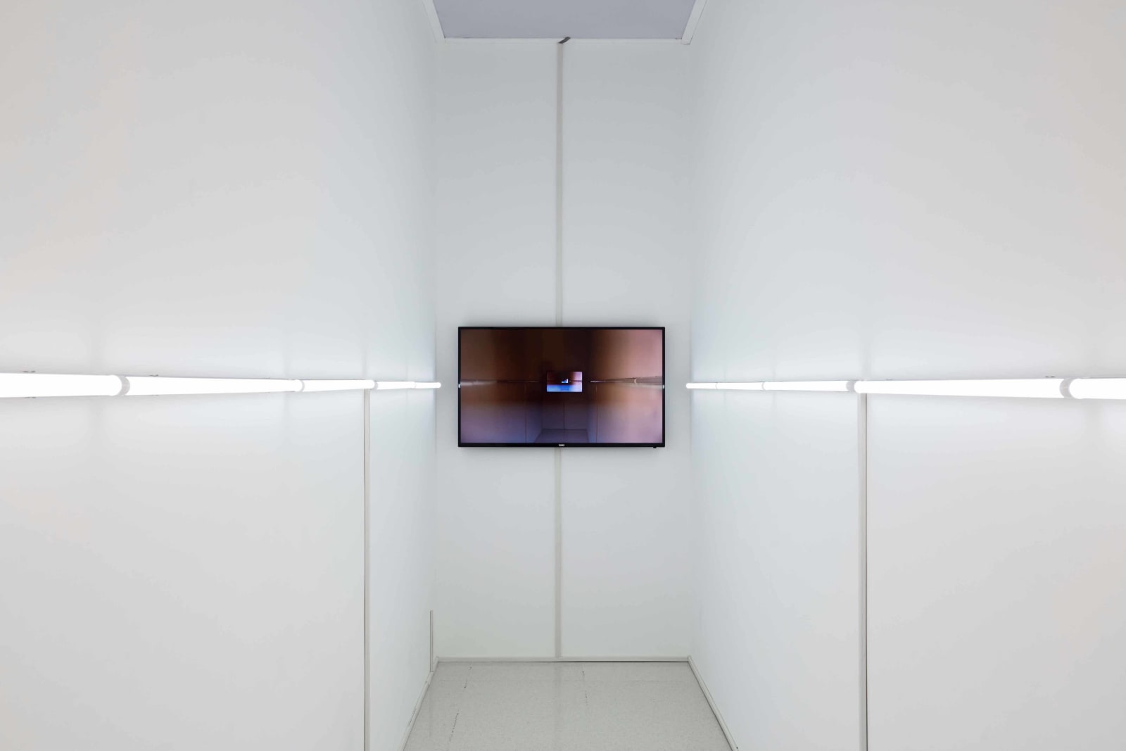 Feng Chen 冯晨, The Darker Side of Light - Shadow 光的背面-影, 2018