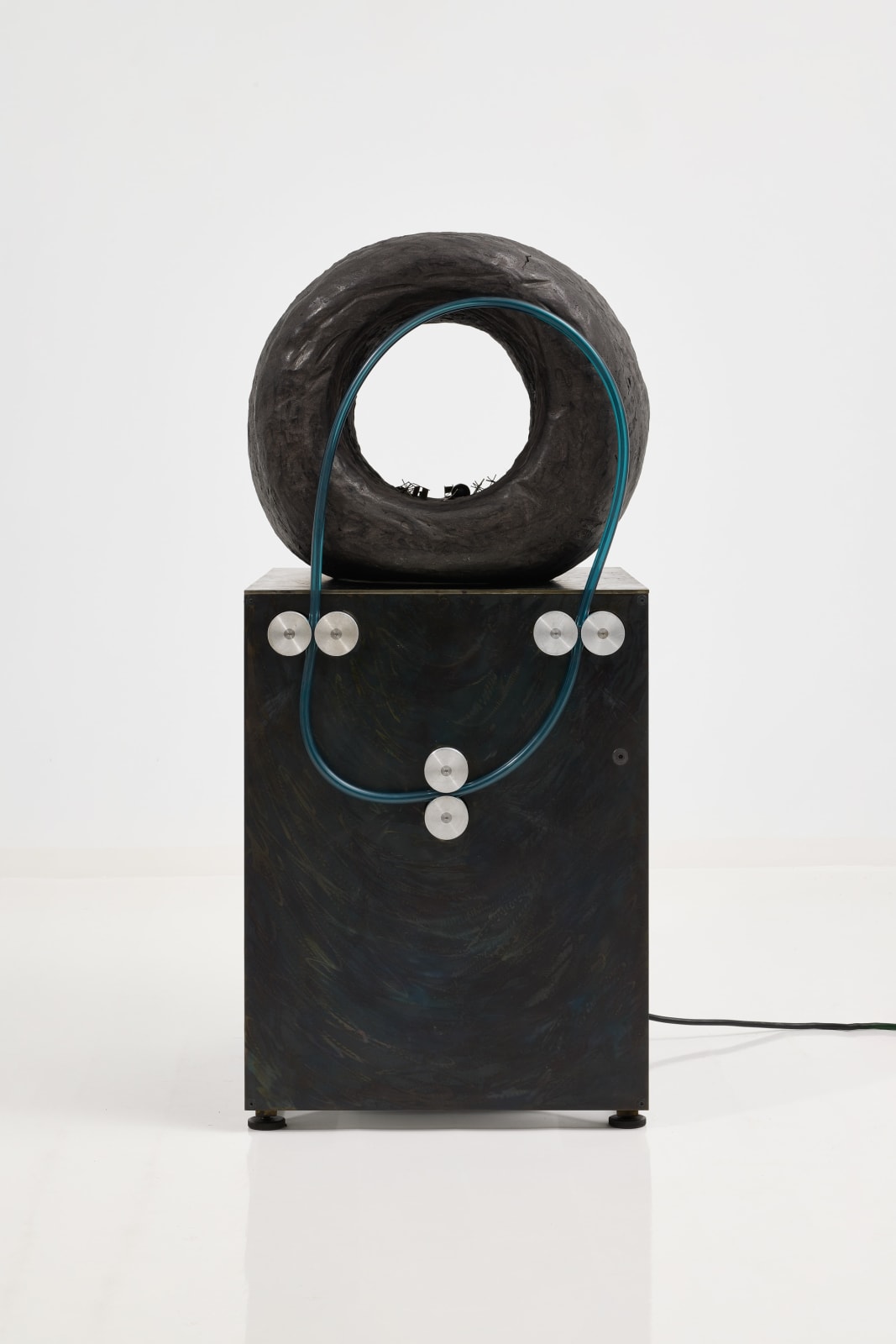 Elizabeth Jaeger 伊丽莎白·耶格, Contempt 蔑视, 2024