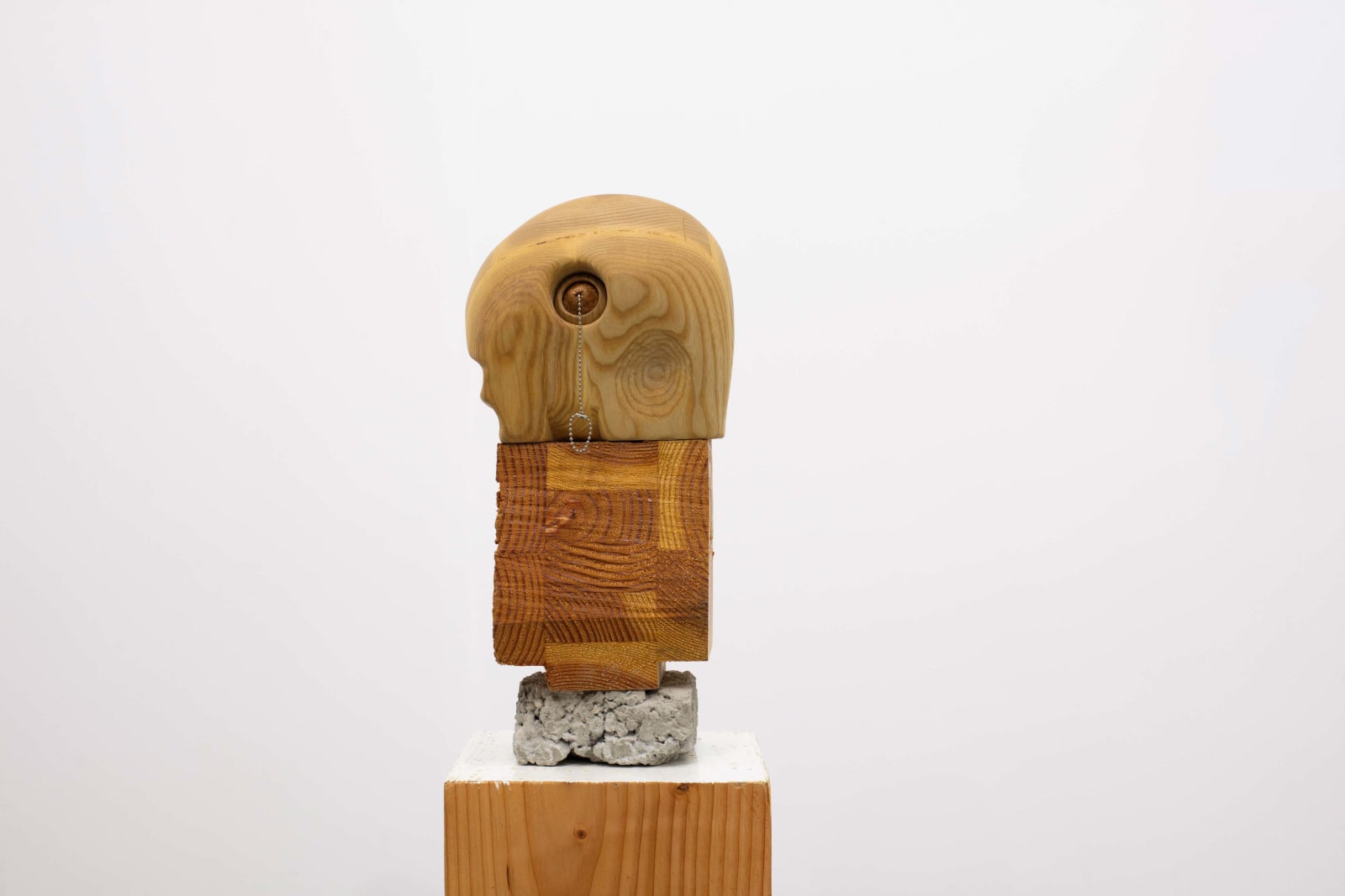 Douglas Rieger 道格拉斯·莱杰, Bust 半身像, 2018