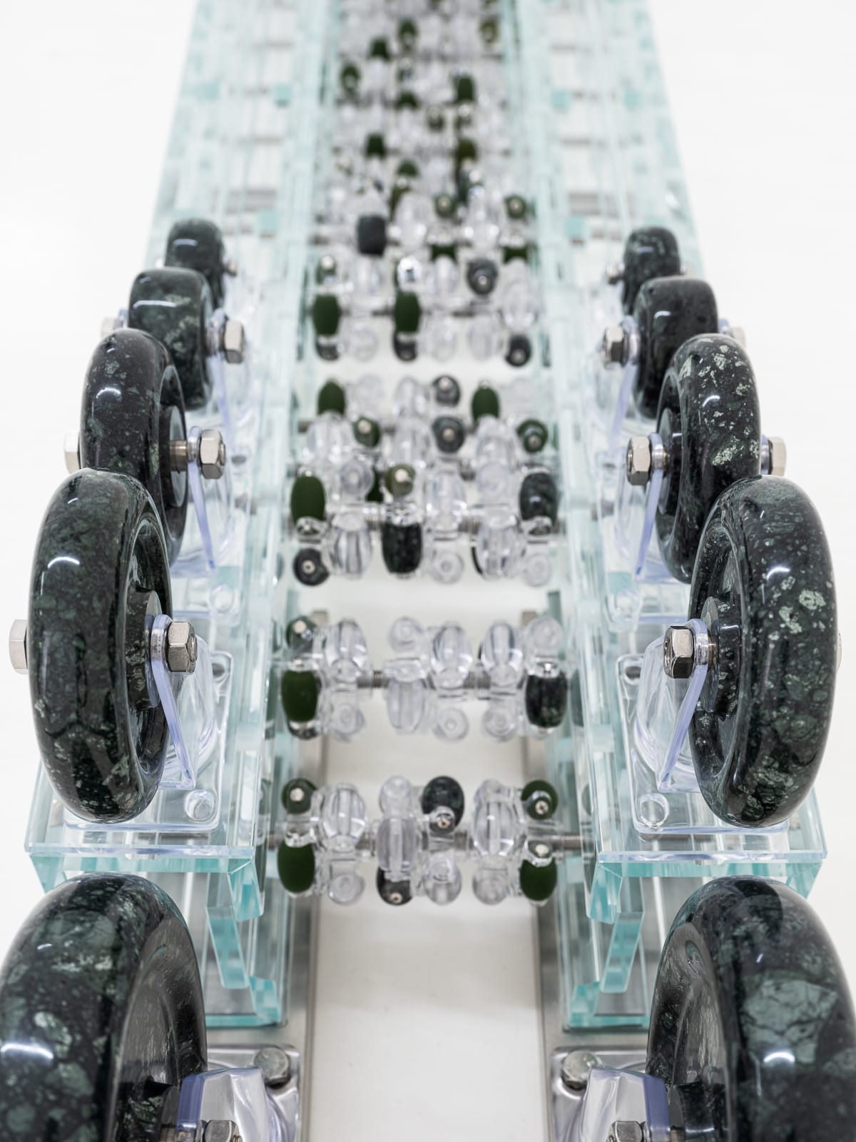 Leelee Chan 陳麗同, Blindfold Receptor (Crawling Jewel–Moss II) 蒙眼感知器（趴行宝石—青苔II）, 2023