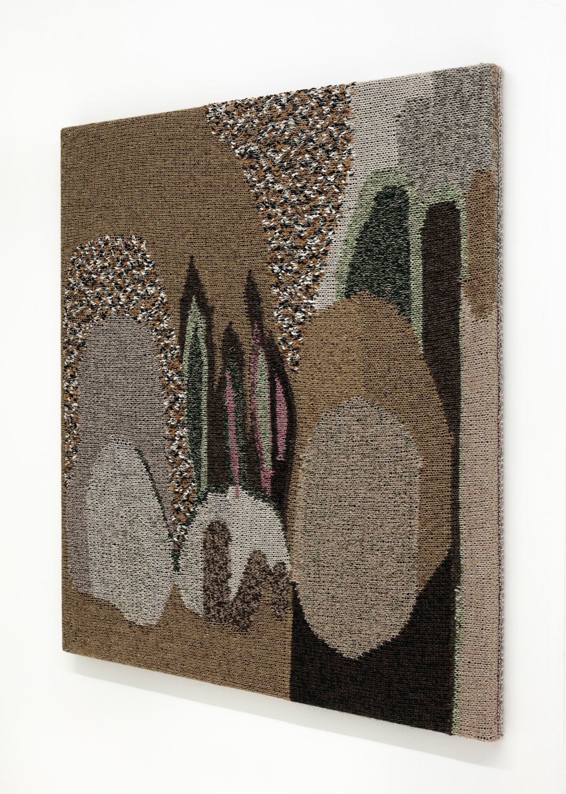 Miranda Fengyuan Zhang 张丰渊, A Weed Is but an Unloved Flower 凛凛, 2020
