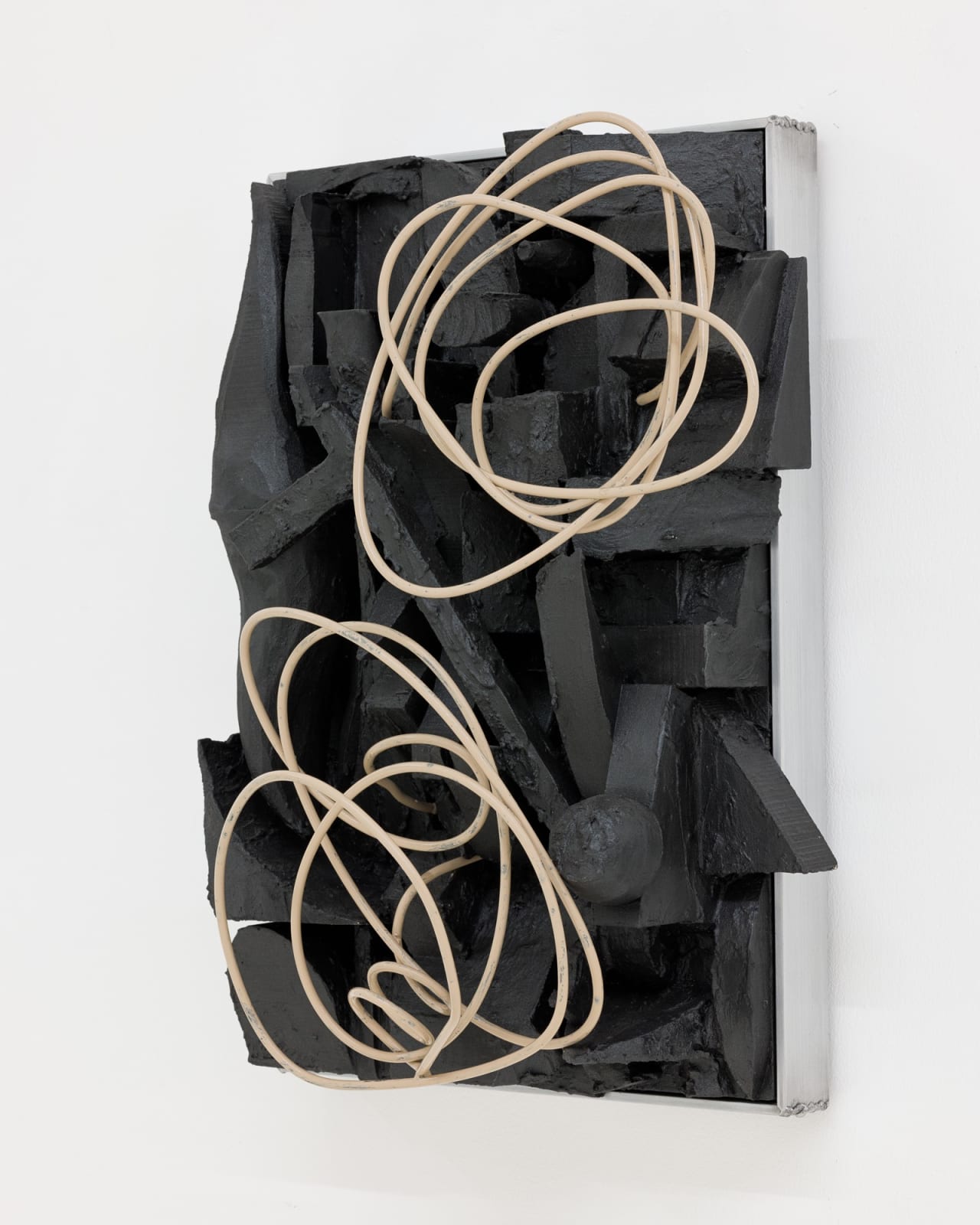 Douglas Rieger 道格拉斯·莱杰, Composition in Wood and Steel 4 钢与木的谱写4, 2022