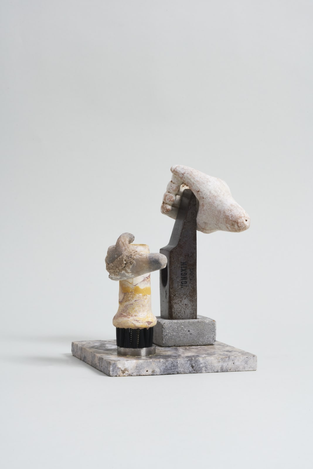 Leelee Chan 陳麗同, The Grip 扼制, 2020
