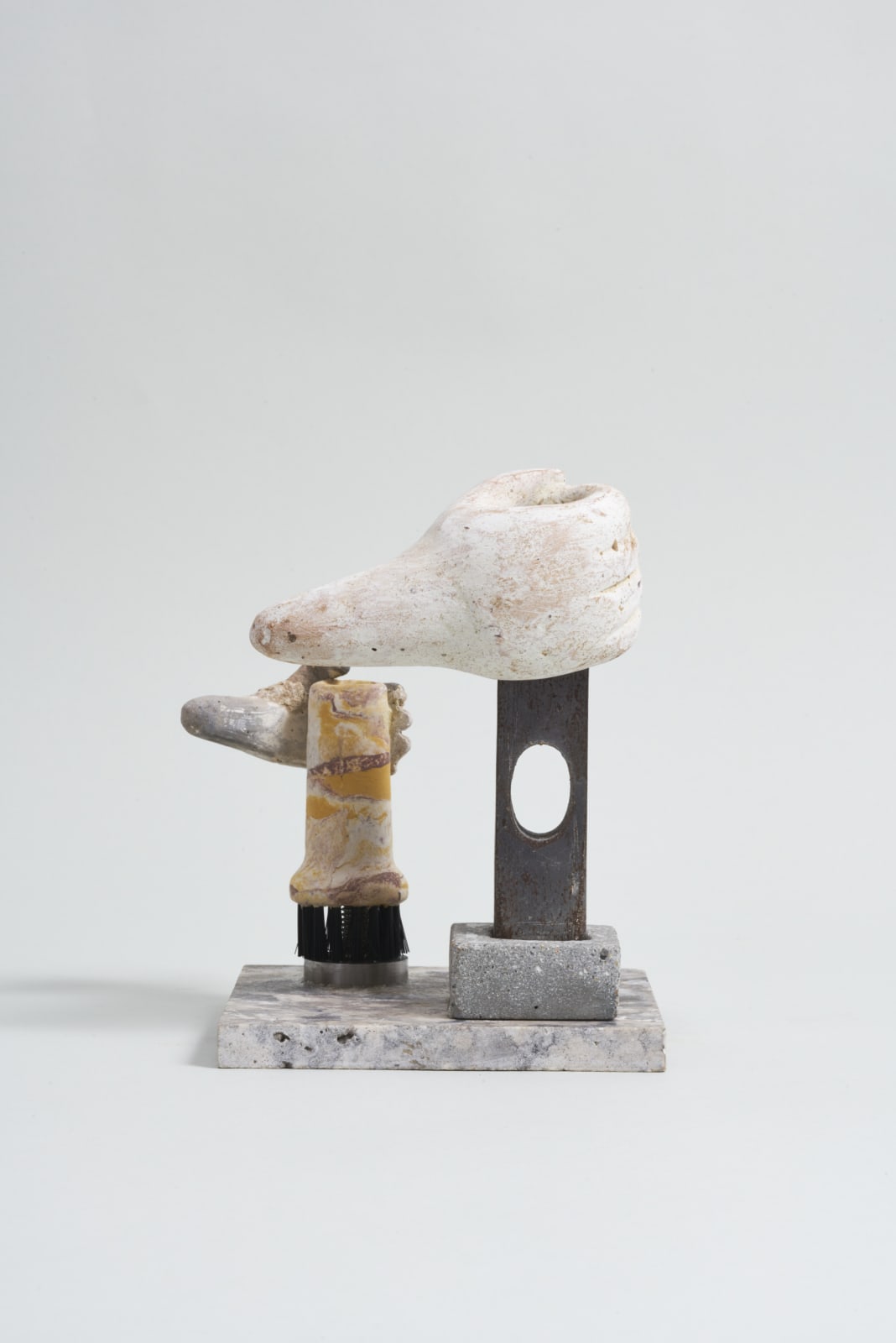 Leelee Chan 陳麗同, The Grip 扼制, 2020
