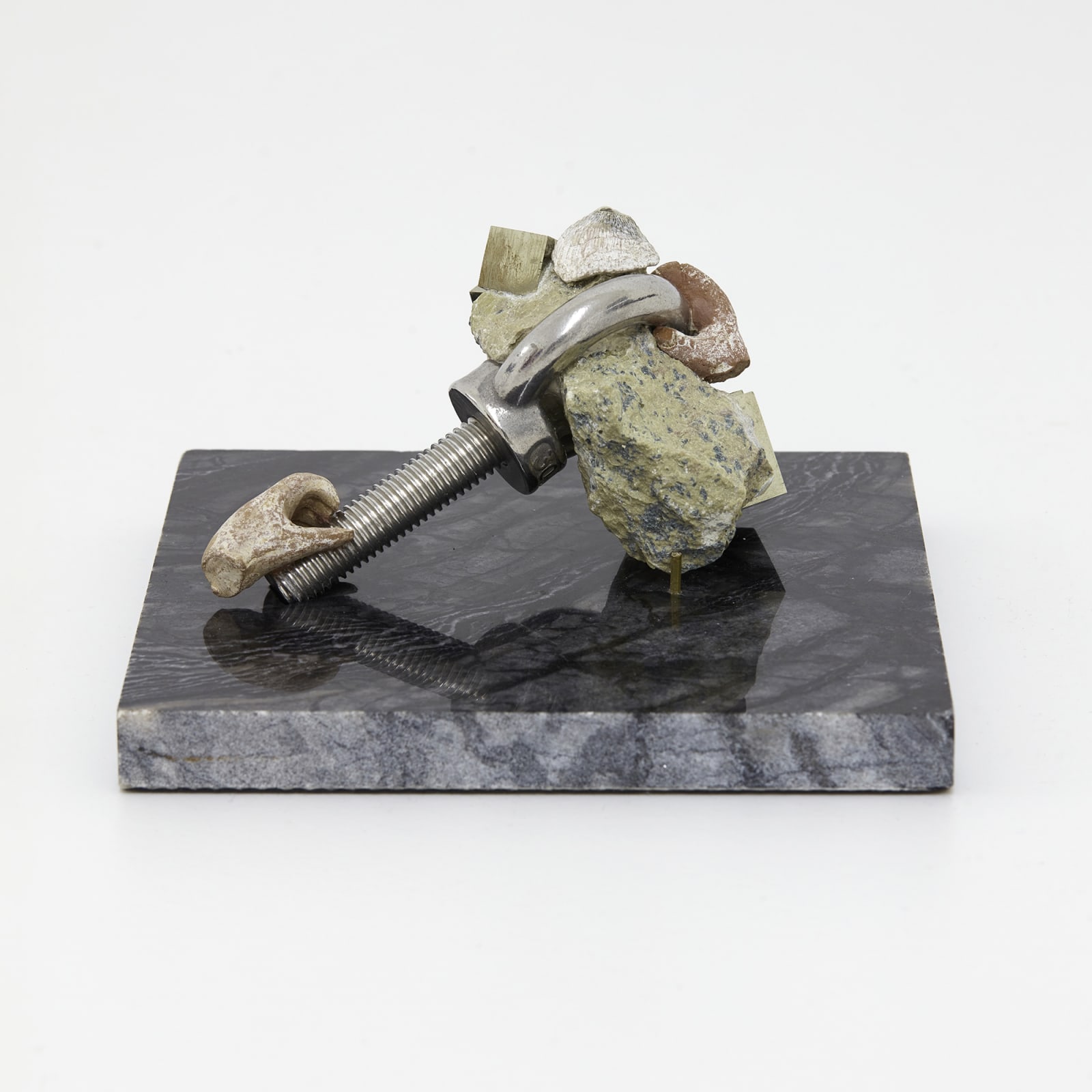 Leelee Chan 陳麗同, The Key Maker 锁匠, 2021