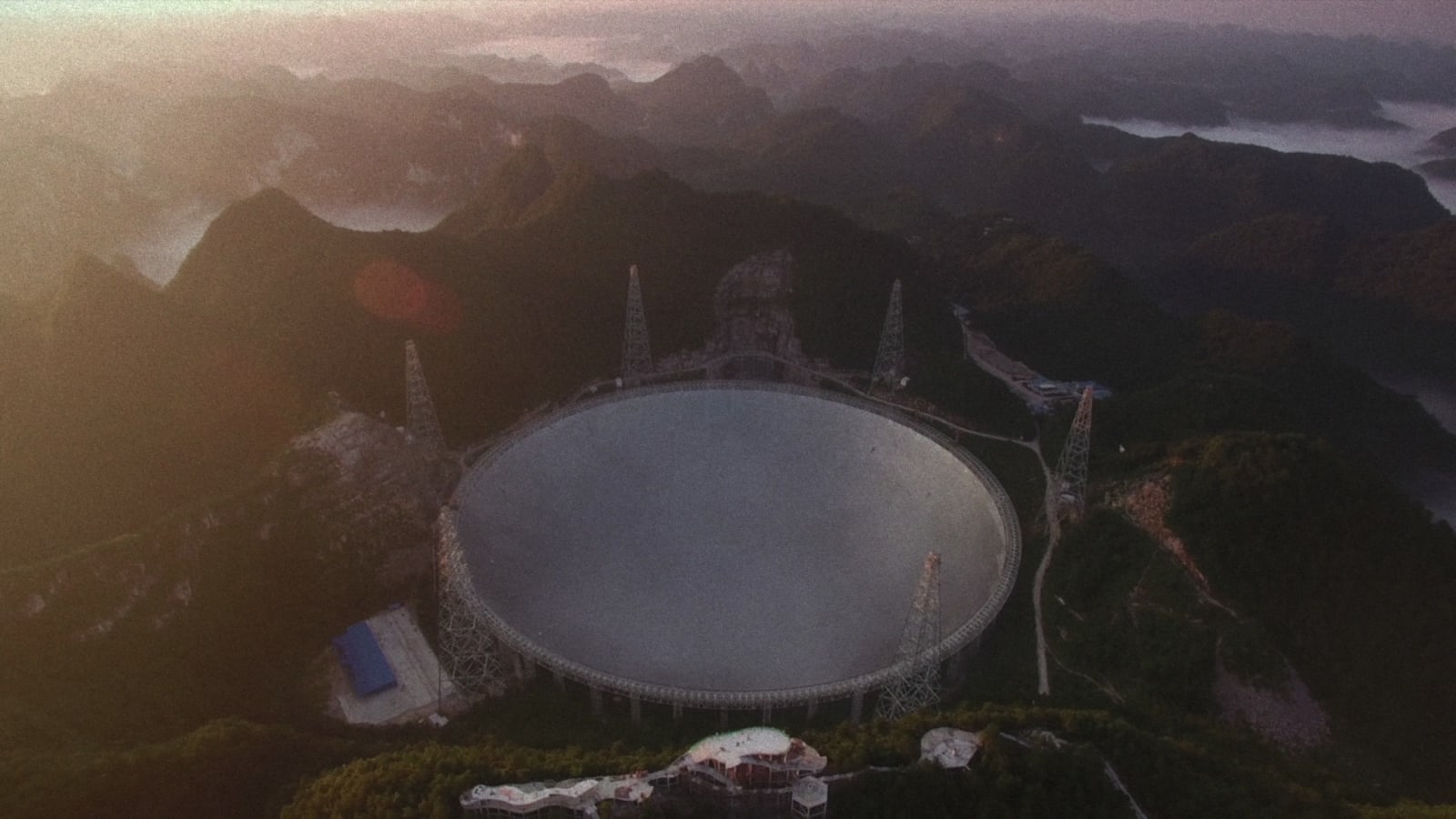 Alice Wang 王凝慧, Pyramids and Parabolas II 角锥体与抛物线 II, 2021