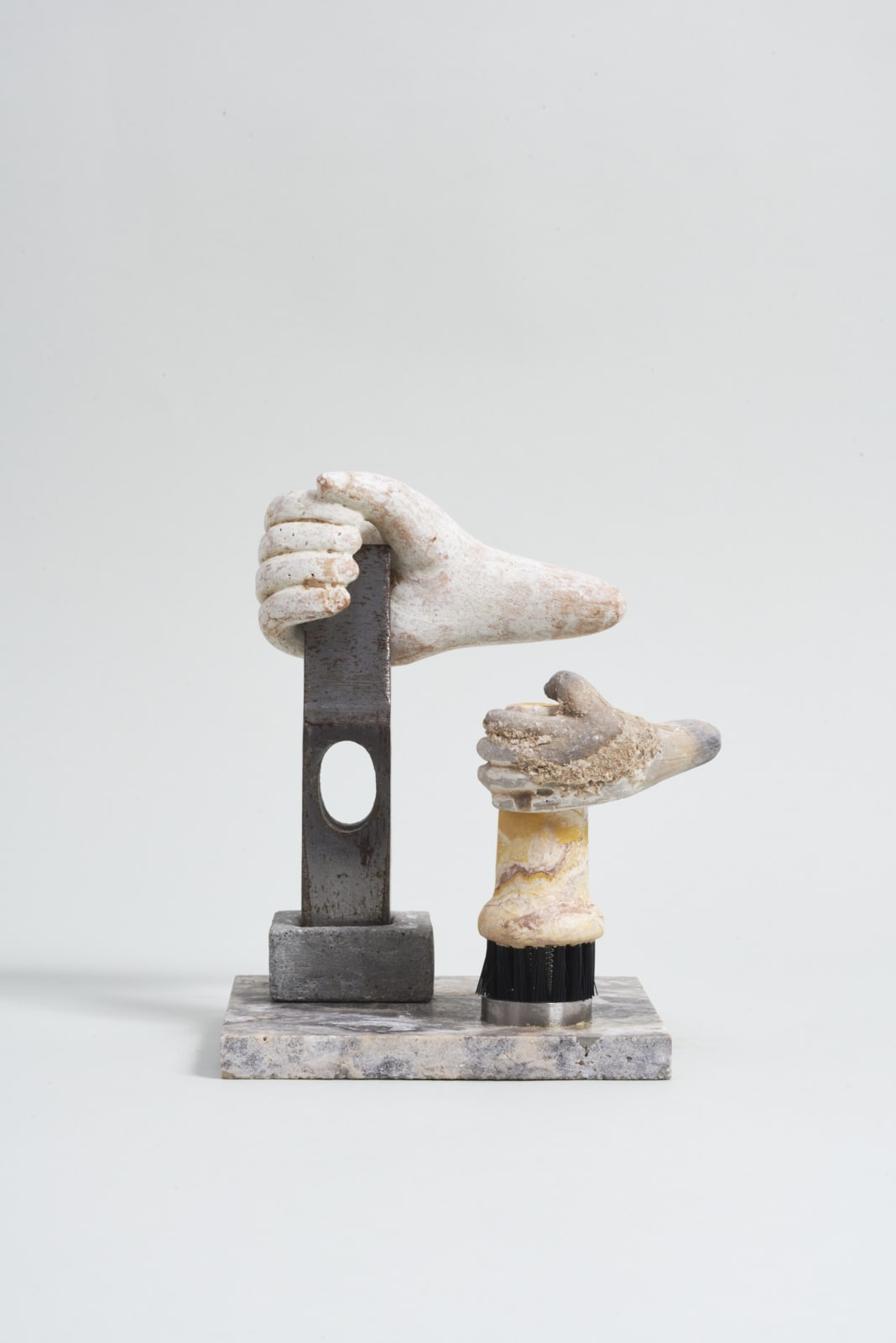 Leelee Chan 陳麗同, The Grip 扼制, 2020