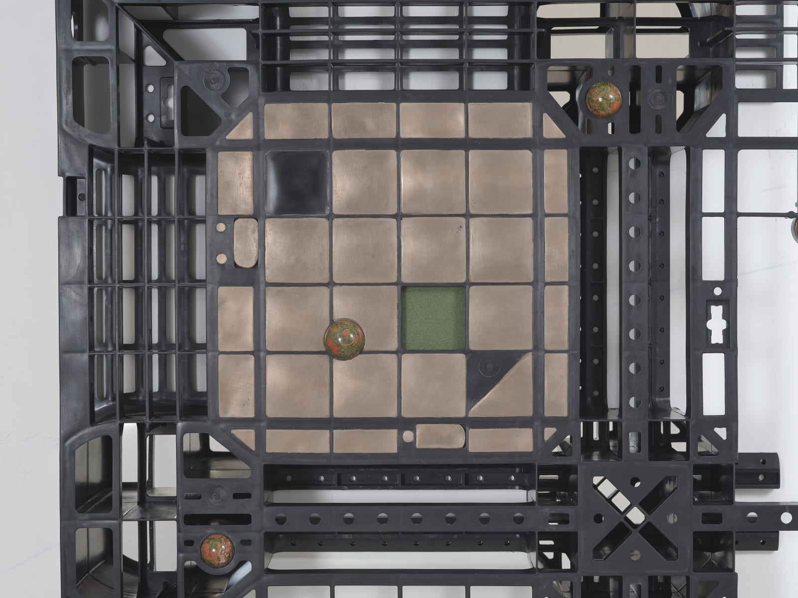 Leelee Chan 陳麗同, Circuit (Jasper Green) 迴路（碧玉）, 2021