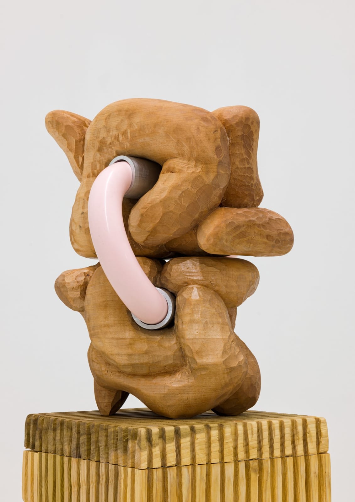 Douglas Rieger 道格拉斯·莱杰, Double Fist 两个拳头, 2022