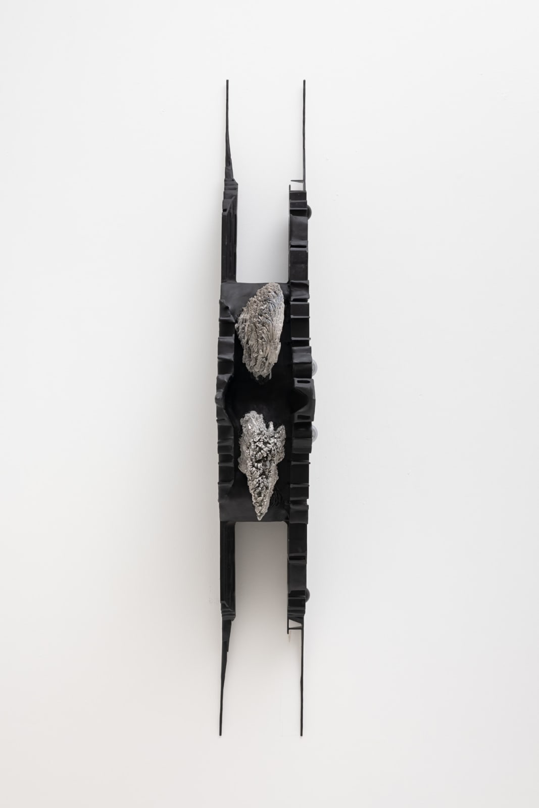 Leelee Chan 陳麗同, Moth (Silver Cloud) 蛾（银云）, 2023